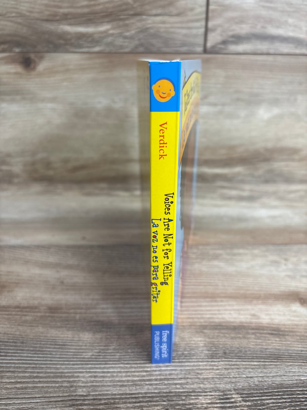 Voices Are Not for Yelling / La Voz No Es Para Gritar Board Book