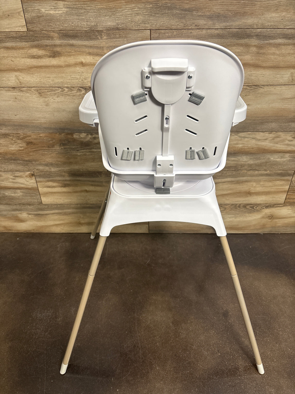 Safety 1st Grow and Go Rotating High Chair in French Gray