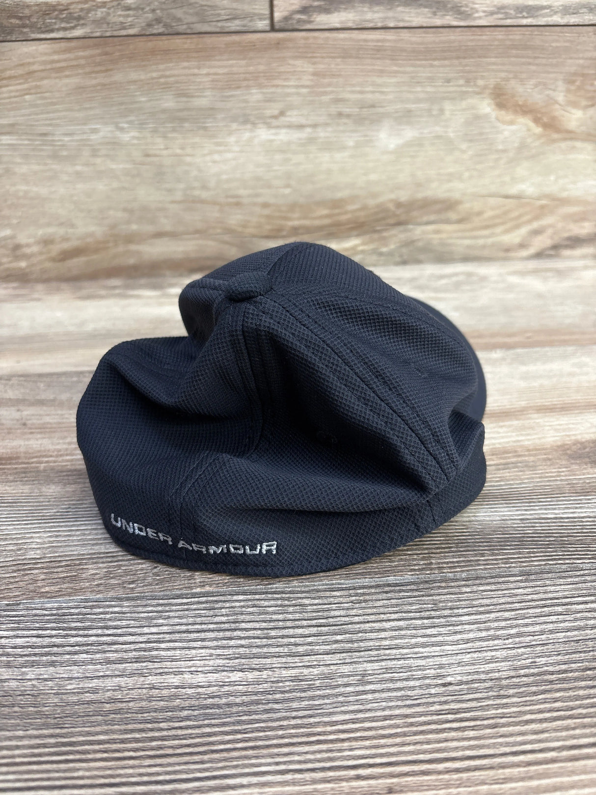 Under Armour Boy's Stretch Fit Cap Black sz 4-6 Years - Me n Mommy To Be