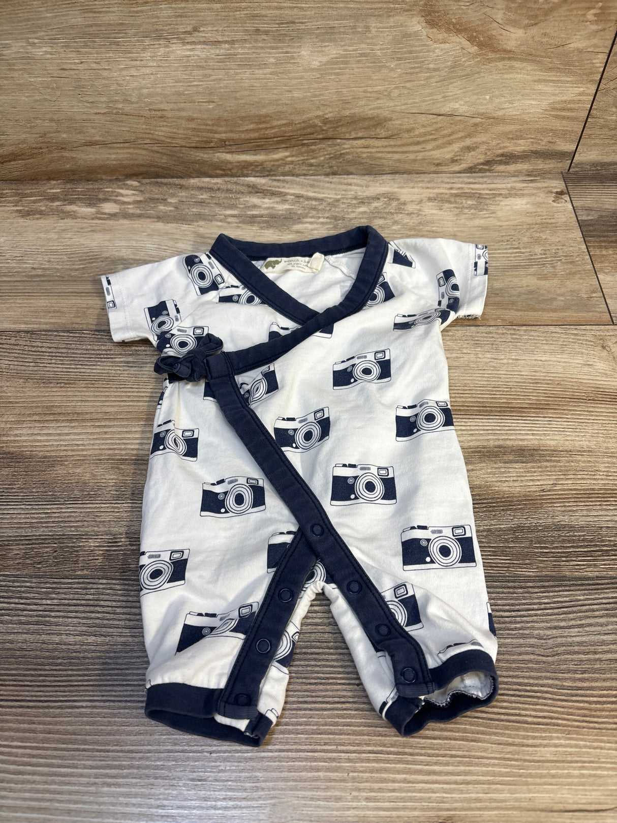 Monica + Andy Kimono Camera Print Romper Cream sz 0-3m