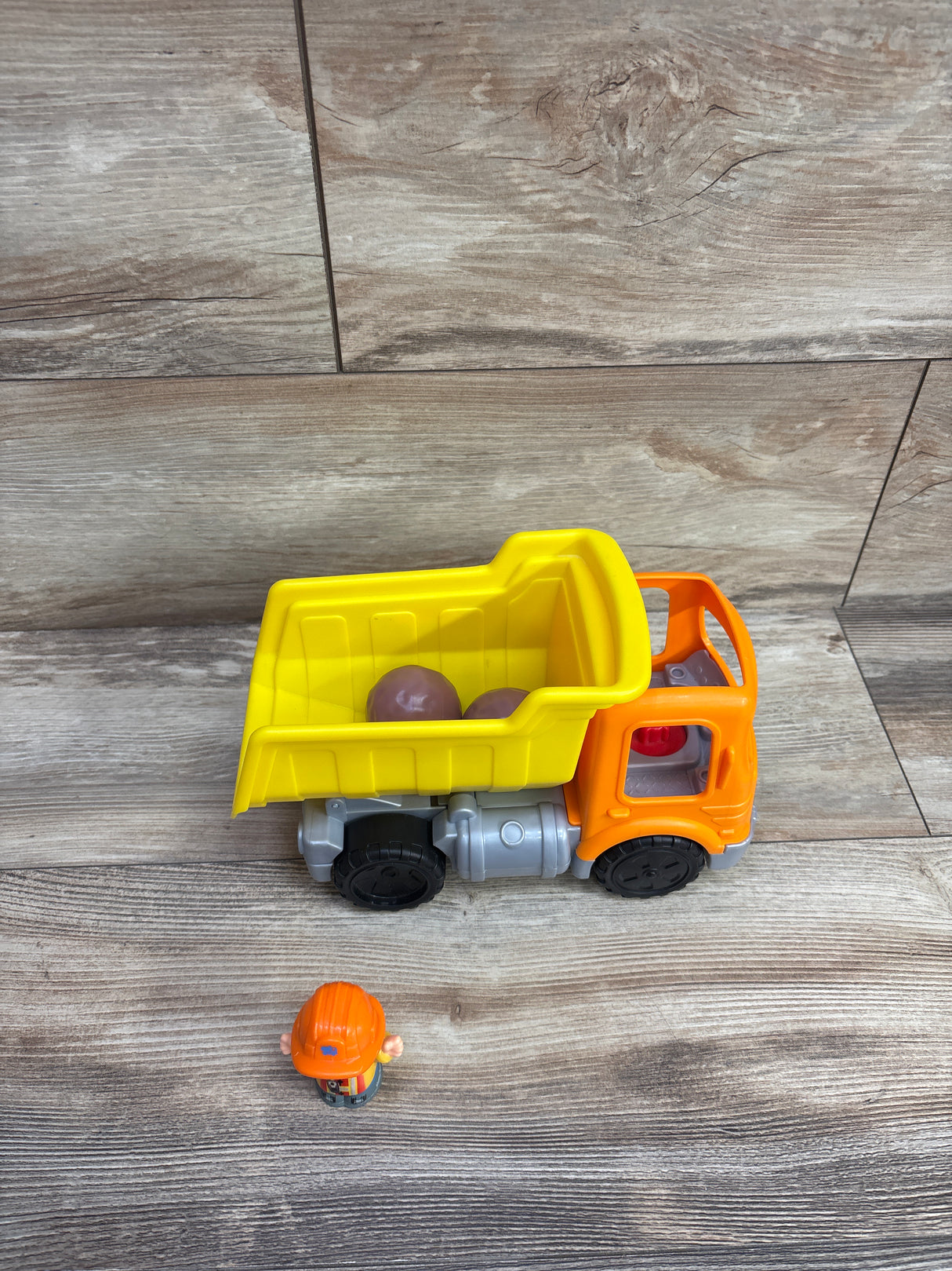 Fisher-Price Little People Work Together Dump Truck