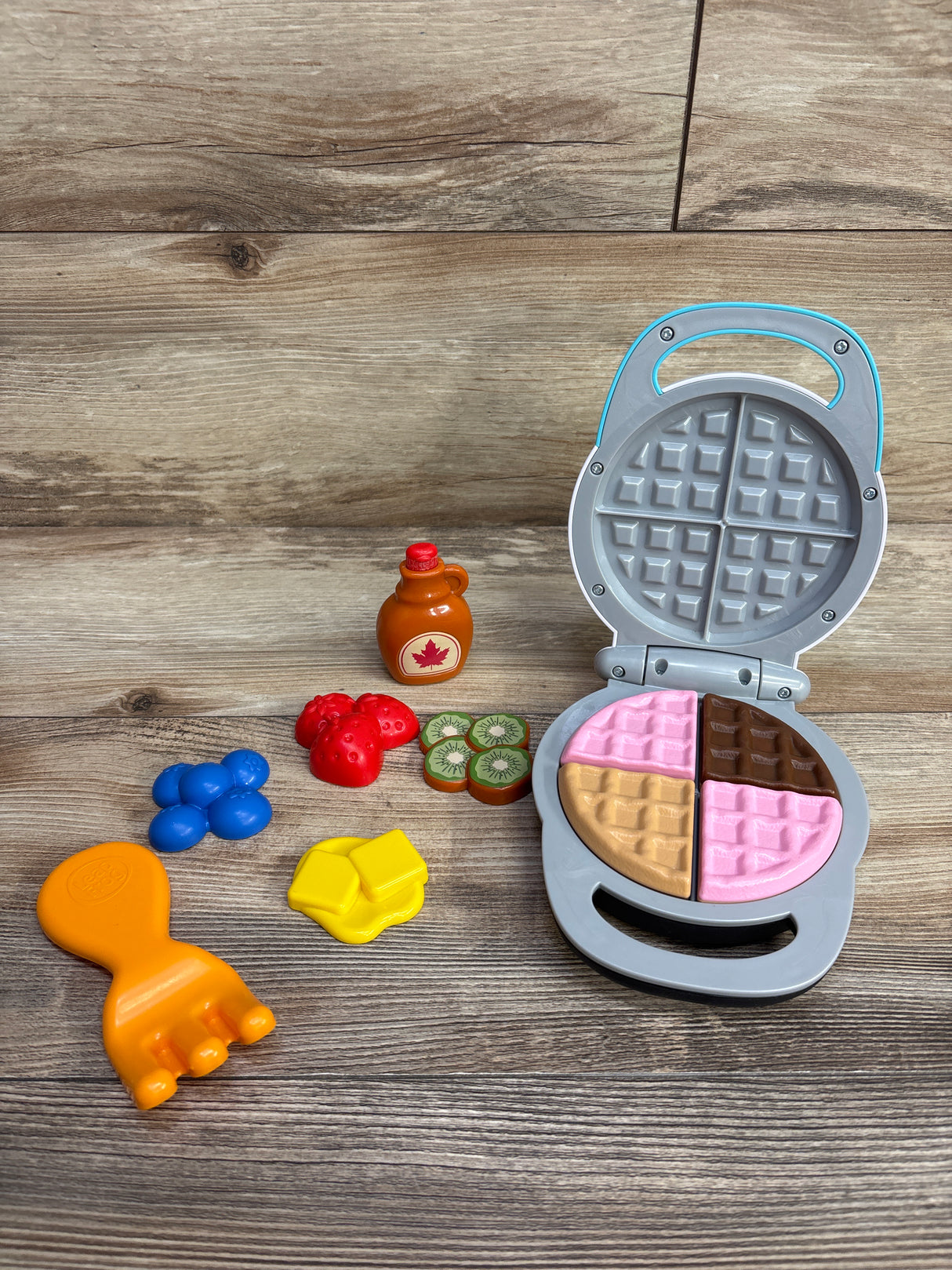 Leap Frog Build-a-Waffle Learning Set*