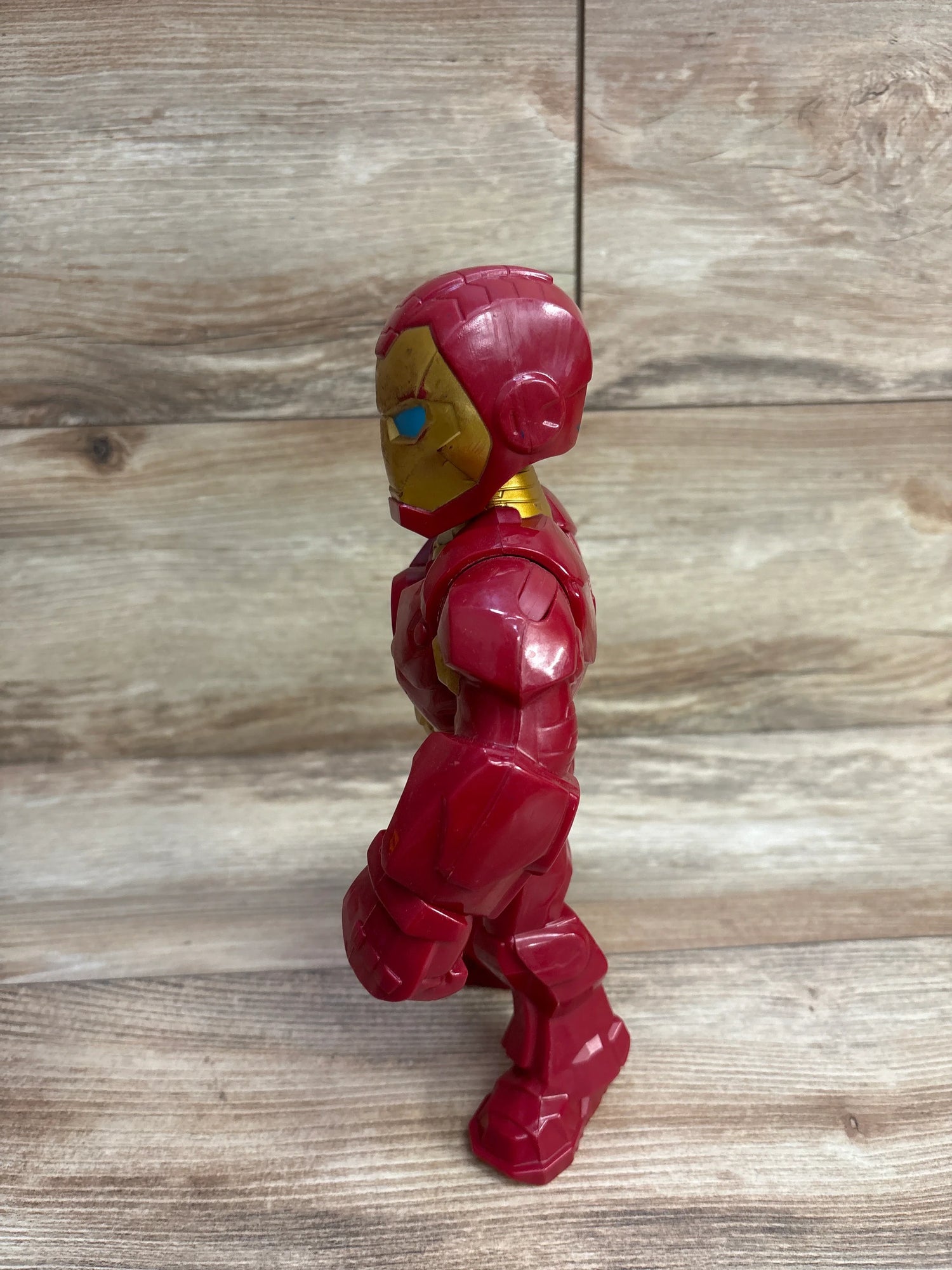 Playskool Heroes Mega Mighties Iron Man 10-Inch Action Figure