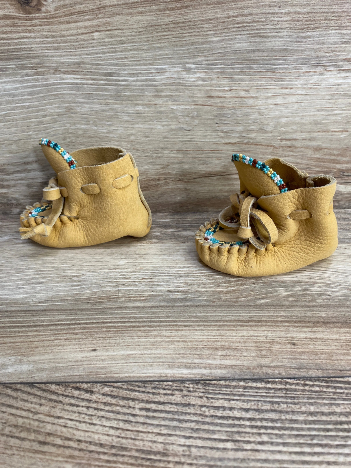 Baby Bootie Beaded Leather Moccasin Slippers sz 2c - Me n Mommy To Be