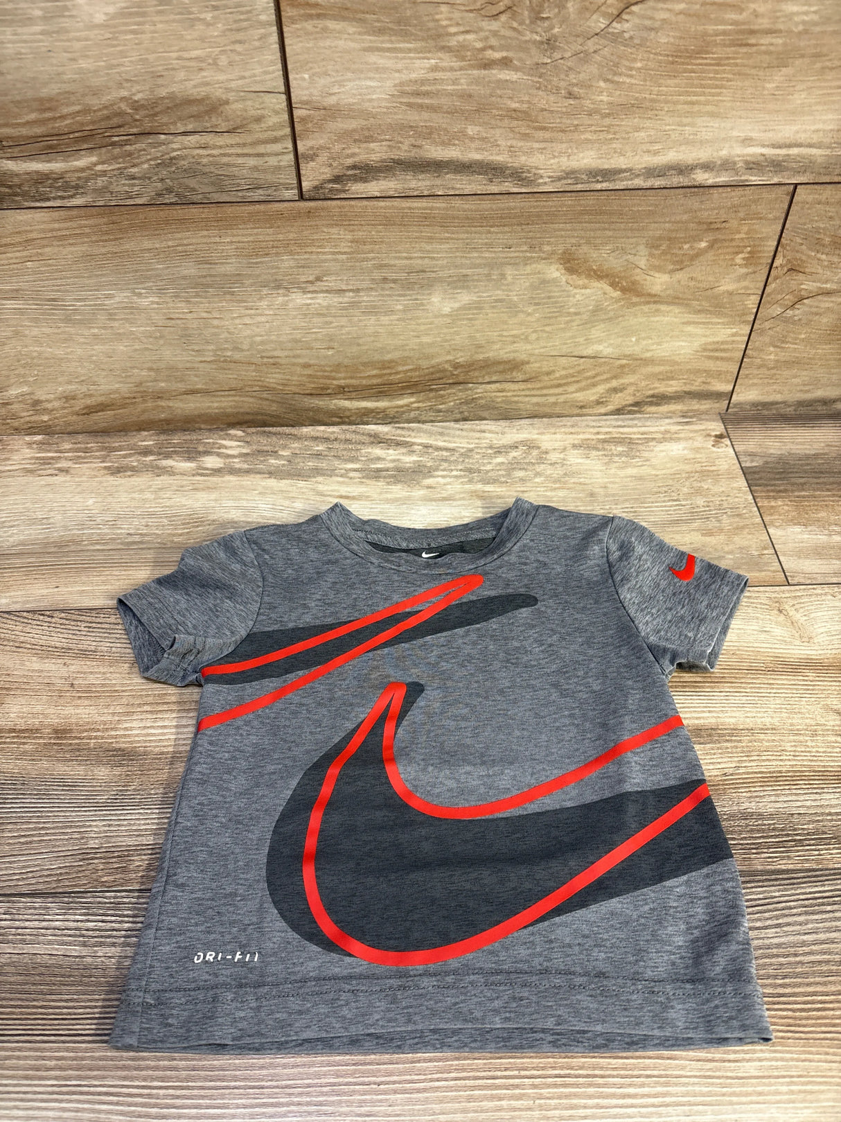 Nike Dri-Fit Shirt Grey sz 2T