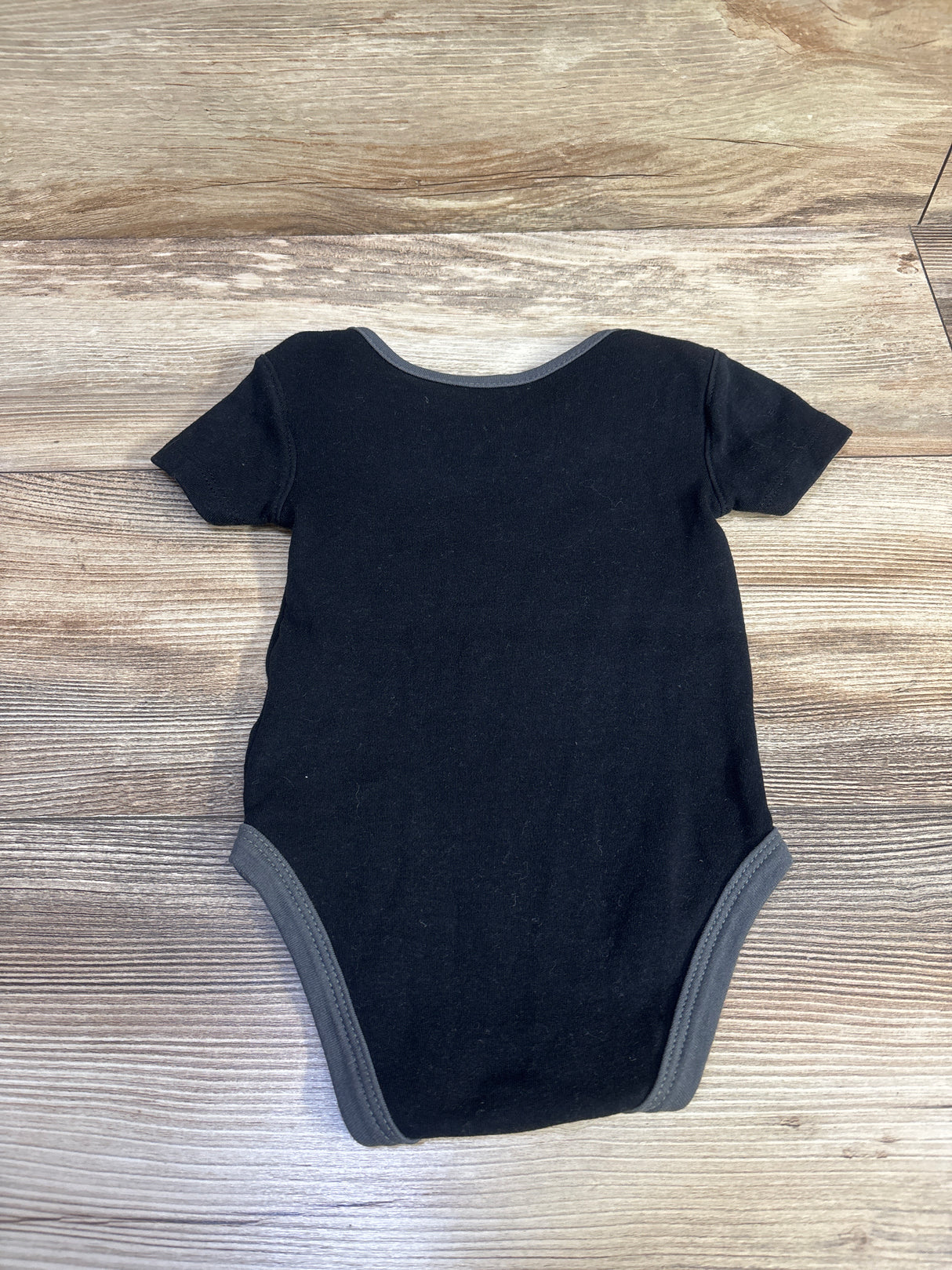NHL Golden Knights Bodysuit Black sz 6-9m