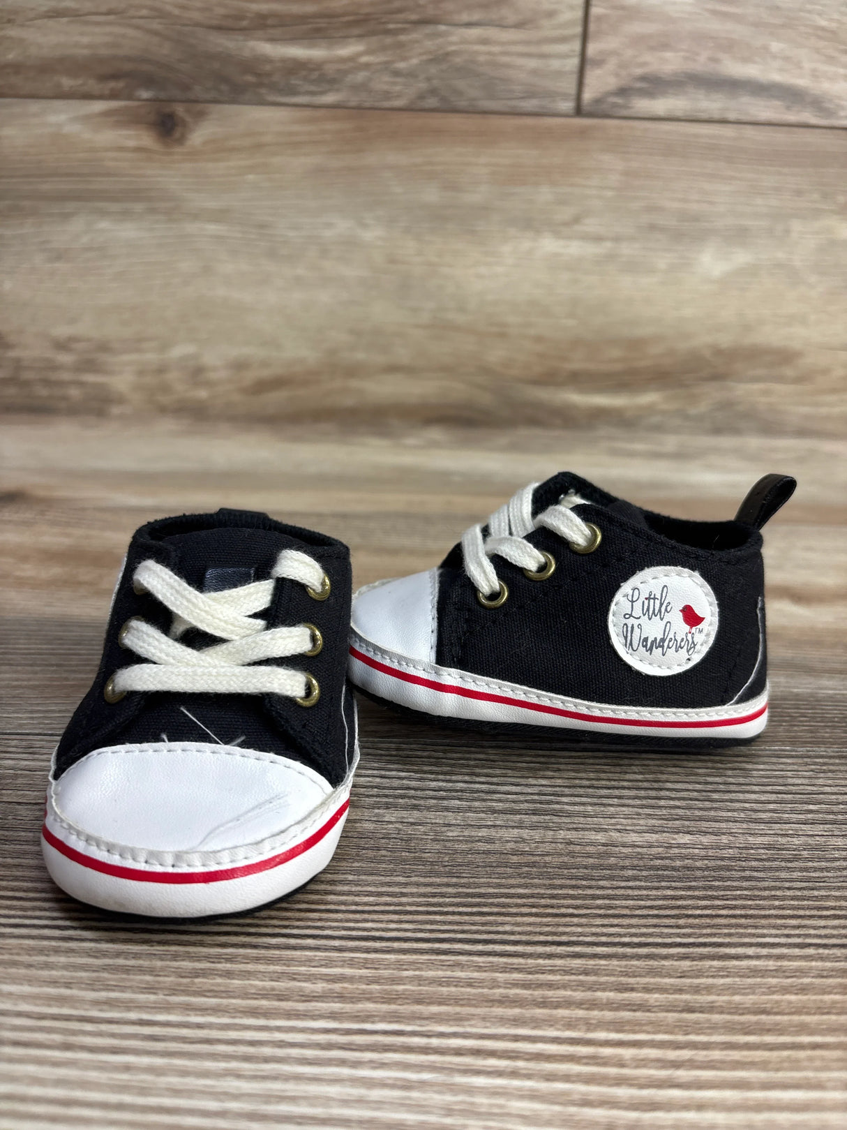Little Wanderers Classic Crib Sneakers, Navy sz 1c