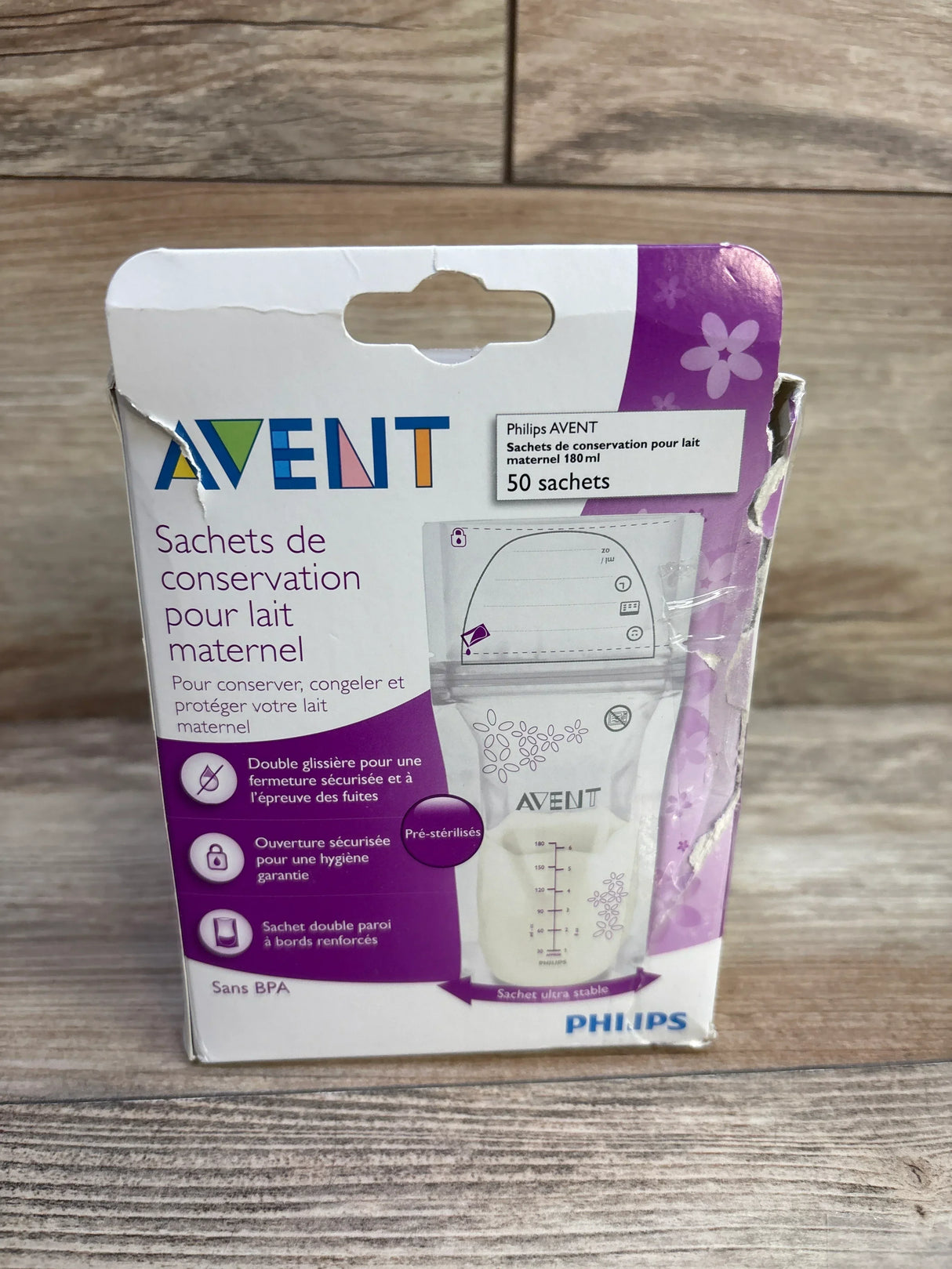 Philips AVENT 50 pre-sterilized breast milk storage bags box with double zipper and BPA-free label