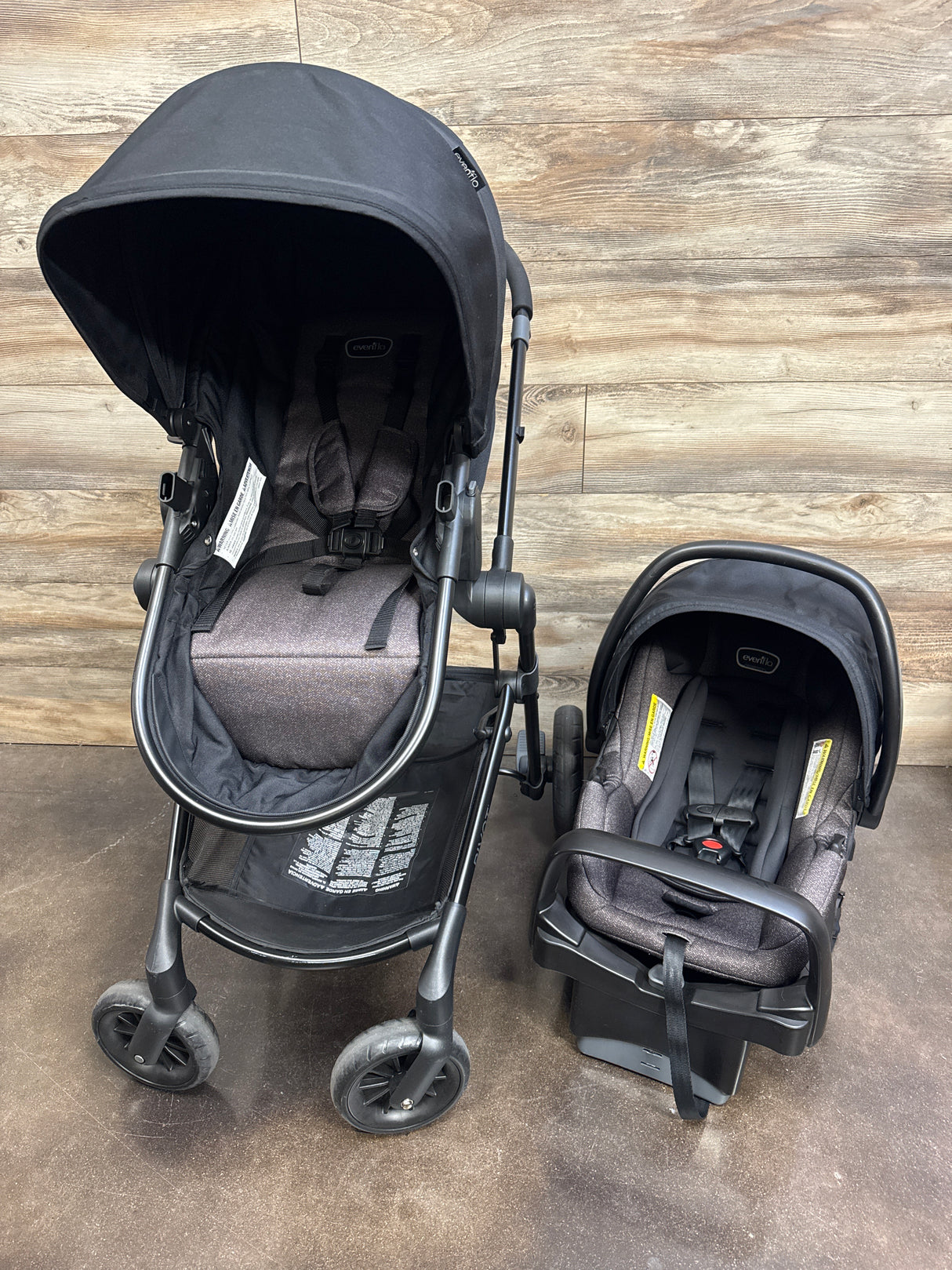 Evenflo Pivot Modular Travel System w/LiteMax