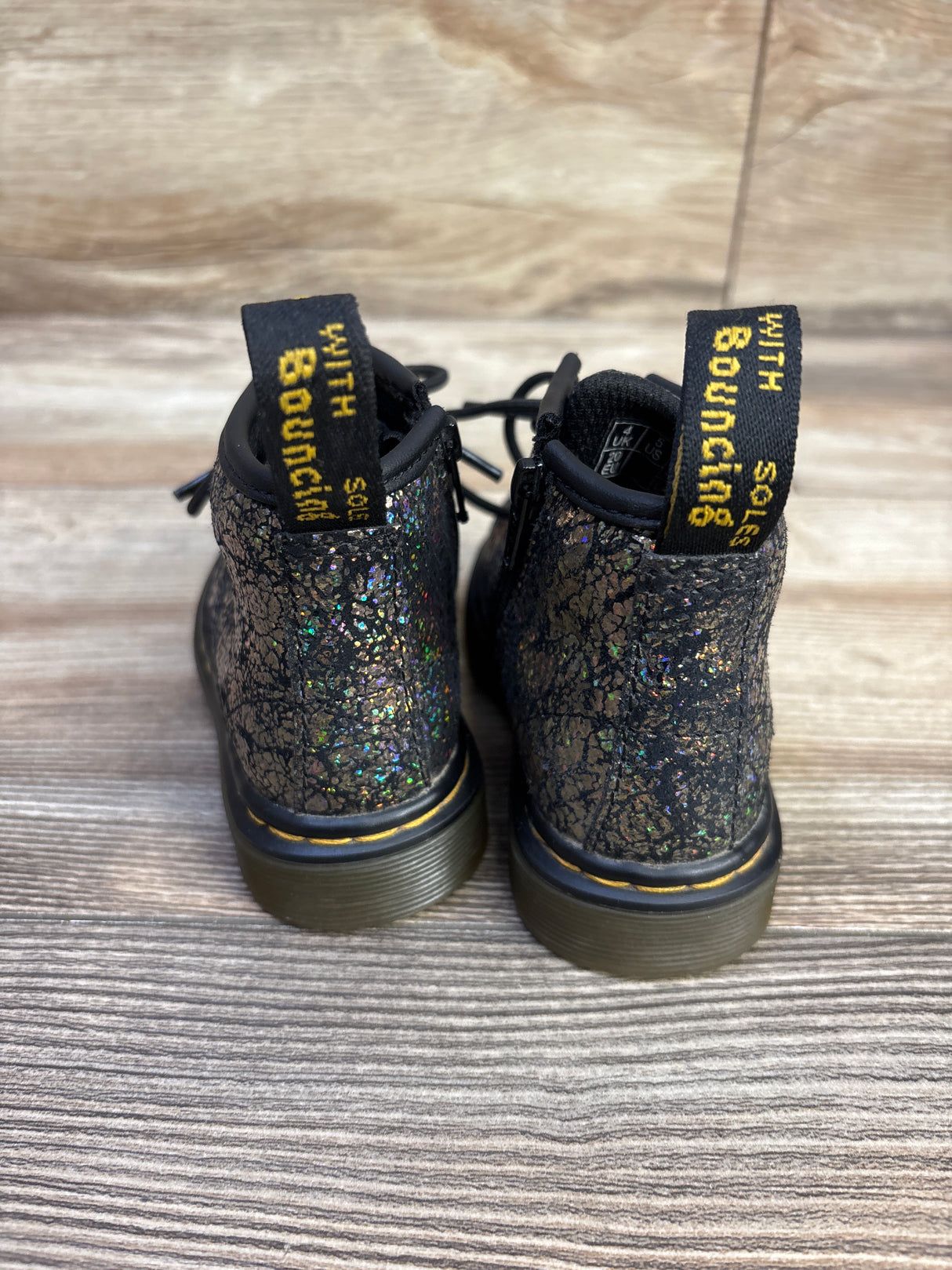 Dr. Martens 1460 Crinkle Metallic Lace Up Boots Black sz 5c