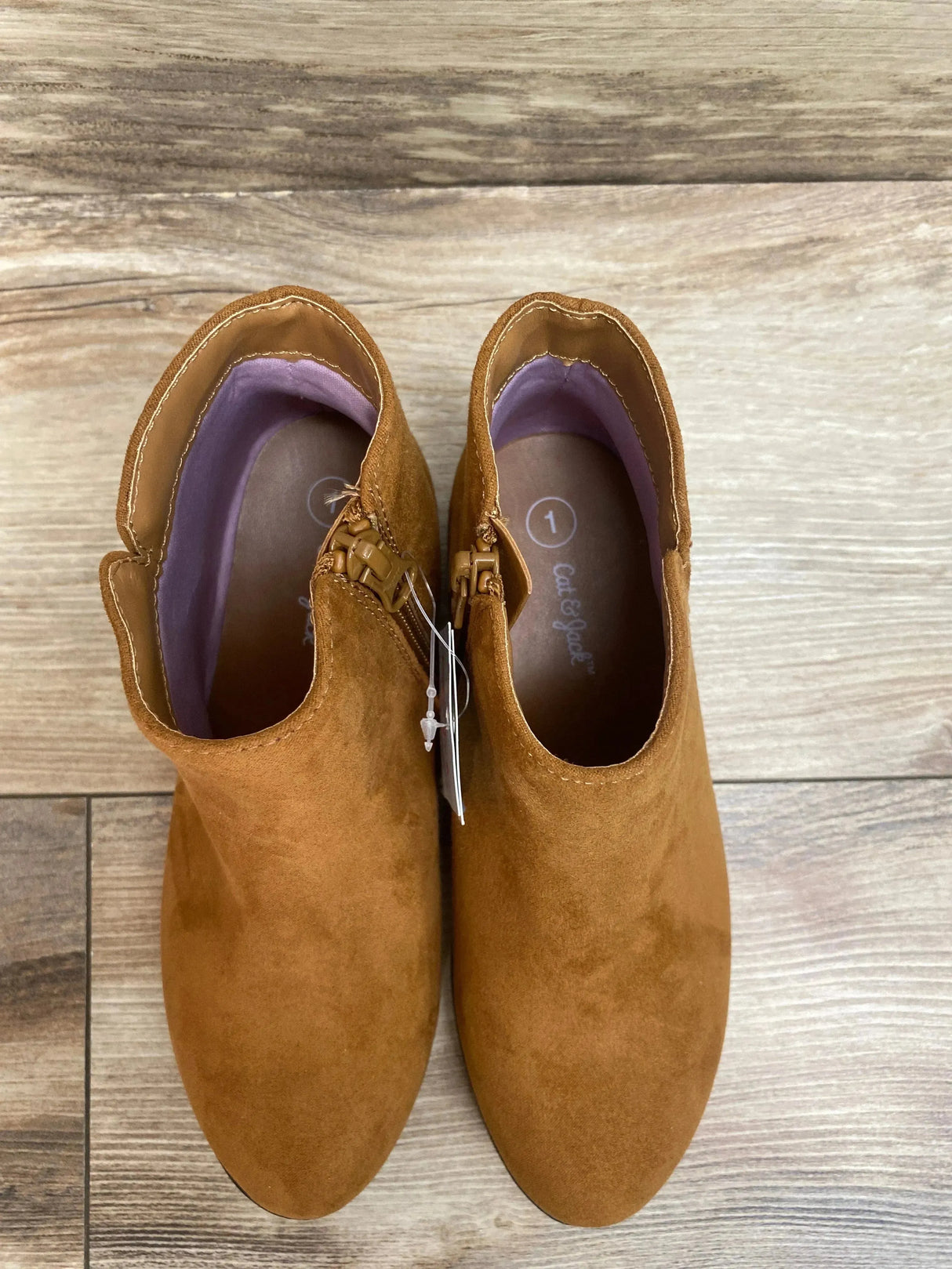 NEW Cat & Jack Girls' Opal Zipper Boots Cognac Sz 1Y - Me n Mommy To Be