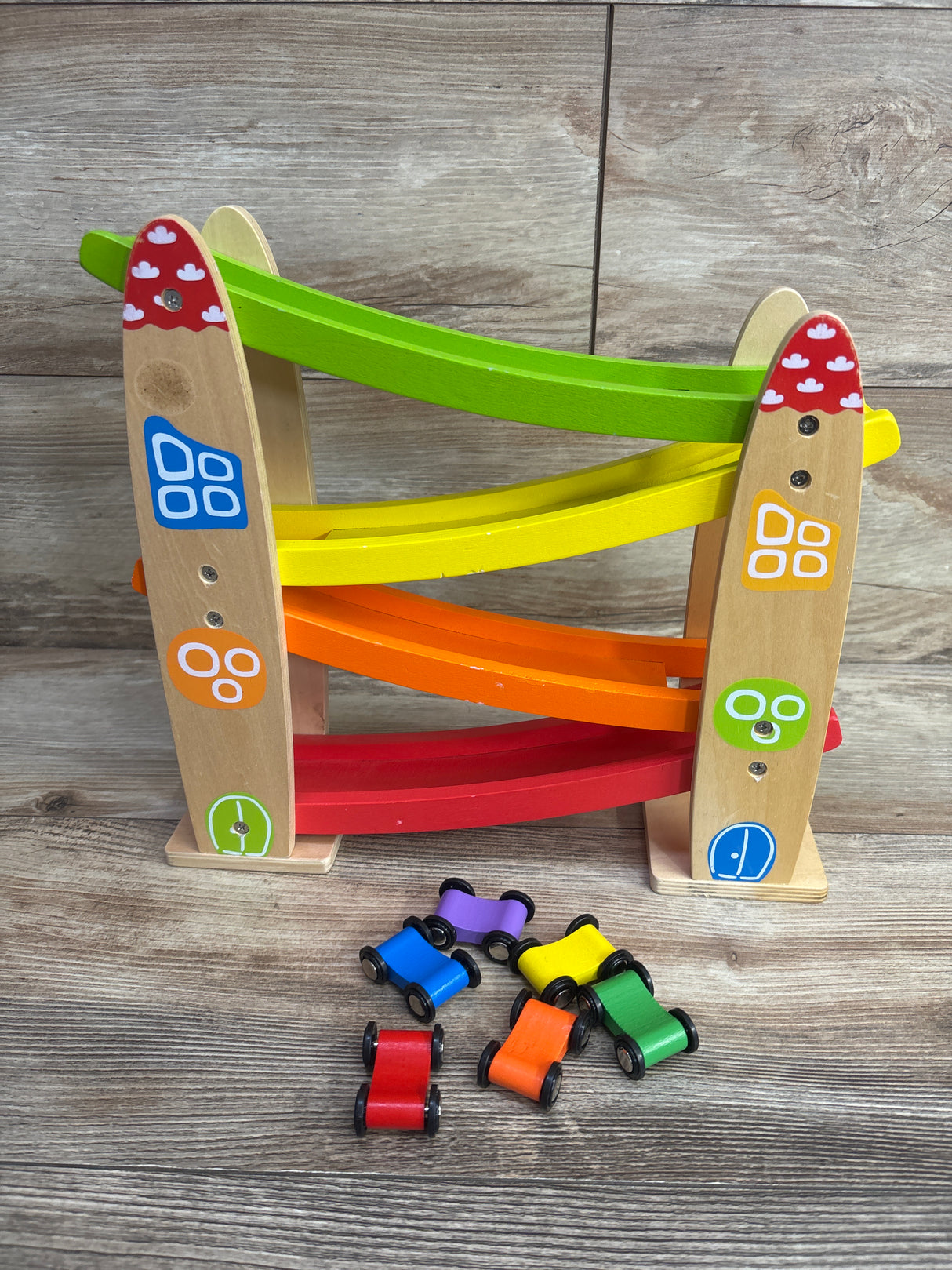 Wooden Car Ramp Racer Toy with 6 Mini Cars