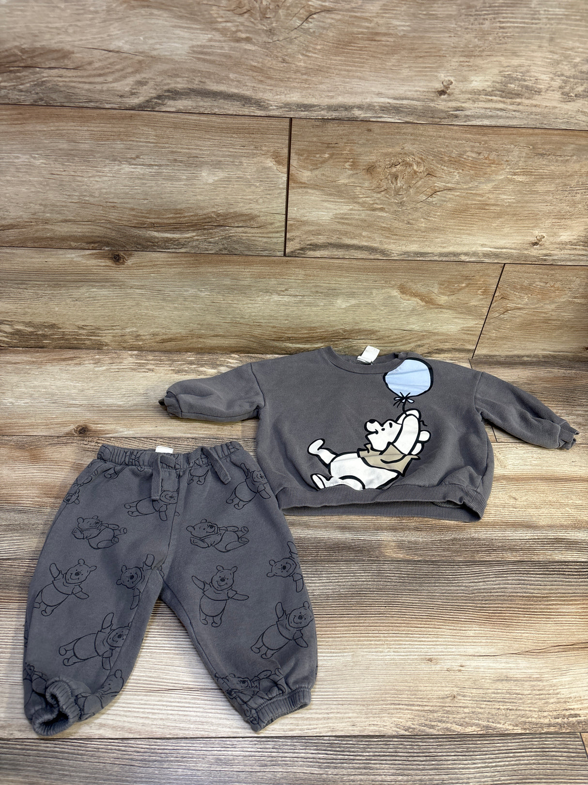 H&M x Disney Winnie The Pooh 2pc Sweatshirt Set Grey sz 9m
