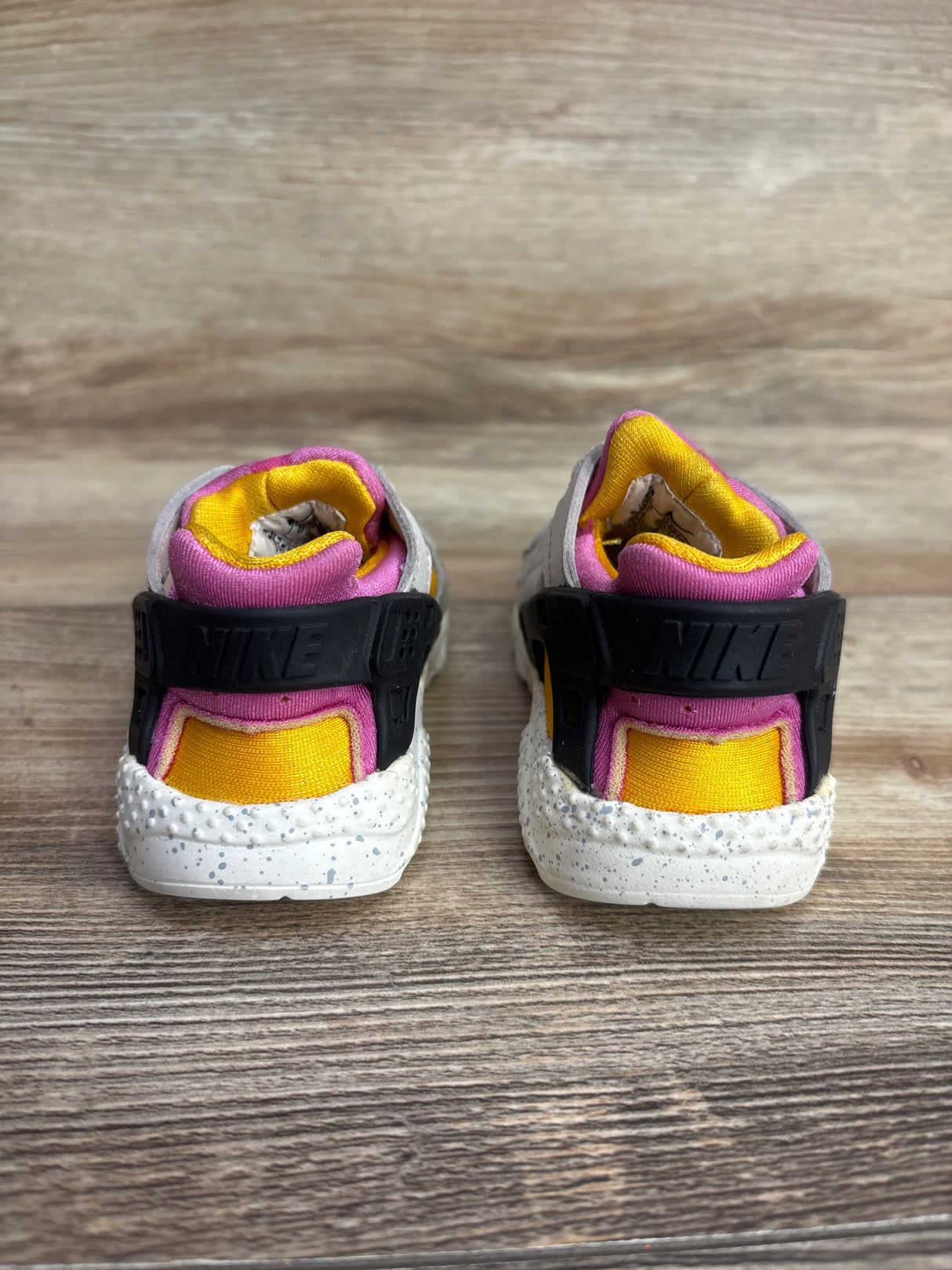 Nike Huarache Run TD 'Light Bone University Gold Pink' Sneakers sz 5c