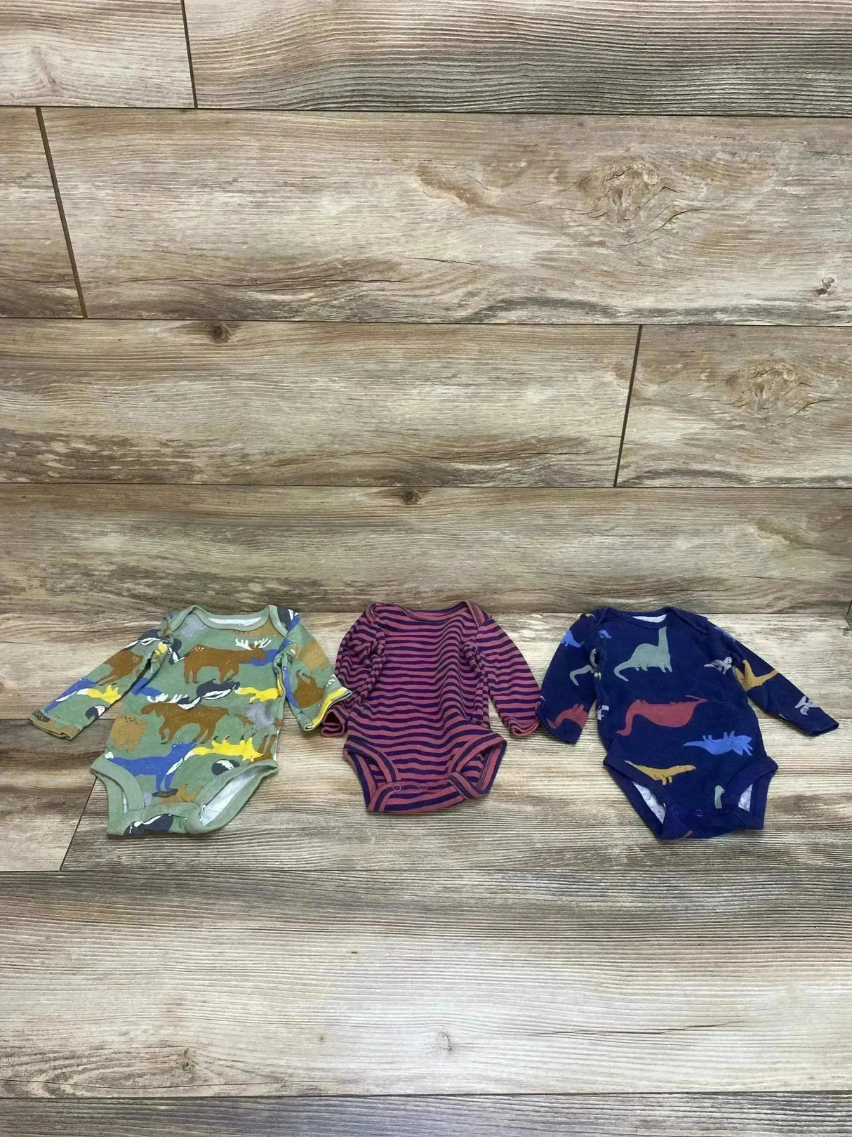 Carter's 3pk Animal Print Bodysuits Green sz 3m - Me n Mommy To Be