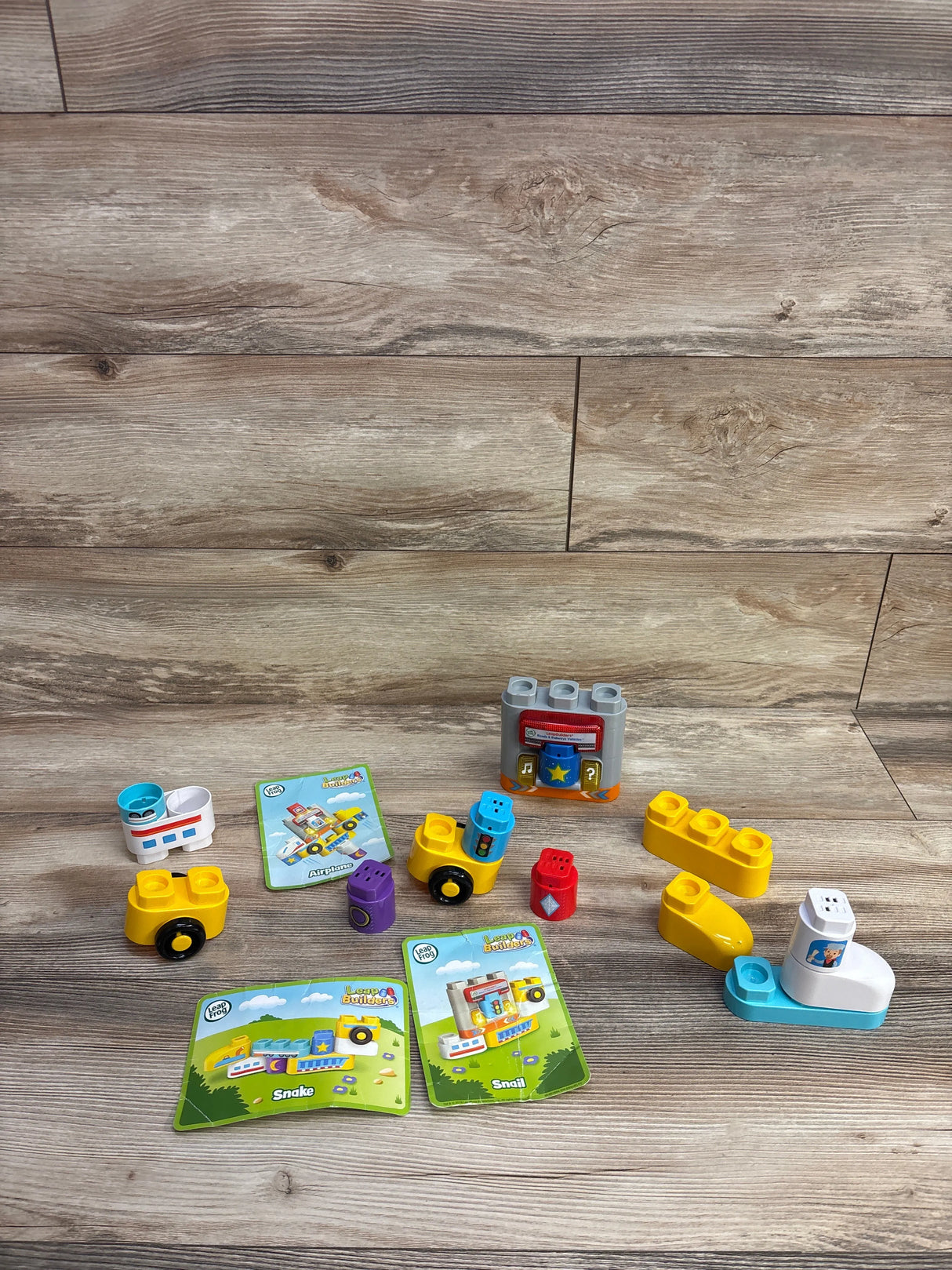 LeapFrog LeapBuilders Roads and Railways Vehicles