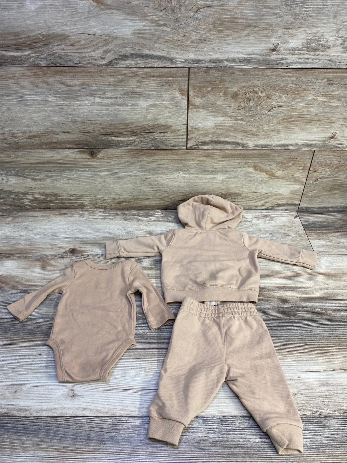 Nike 3pc Jacket, Bodysuit, & Pants Set Tan sz Newborn