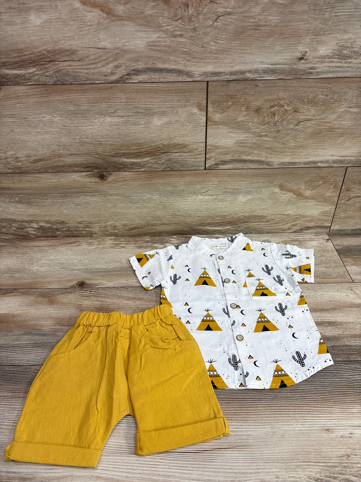 Milk Monster 2pc Button-Up Shirt & Shorts Set White sz 18-24m