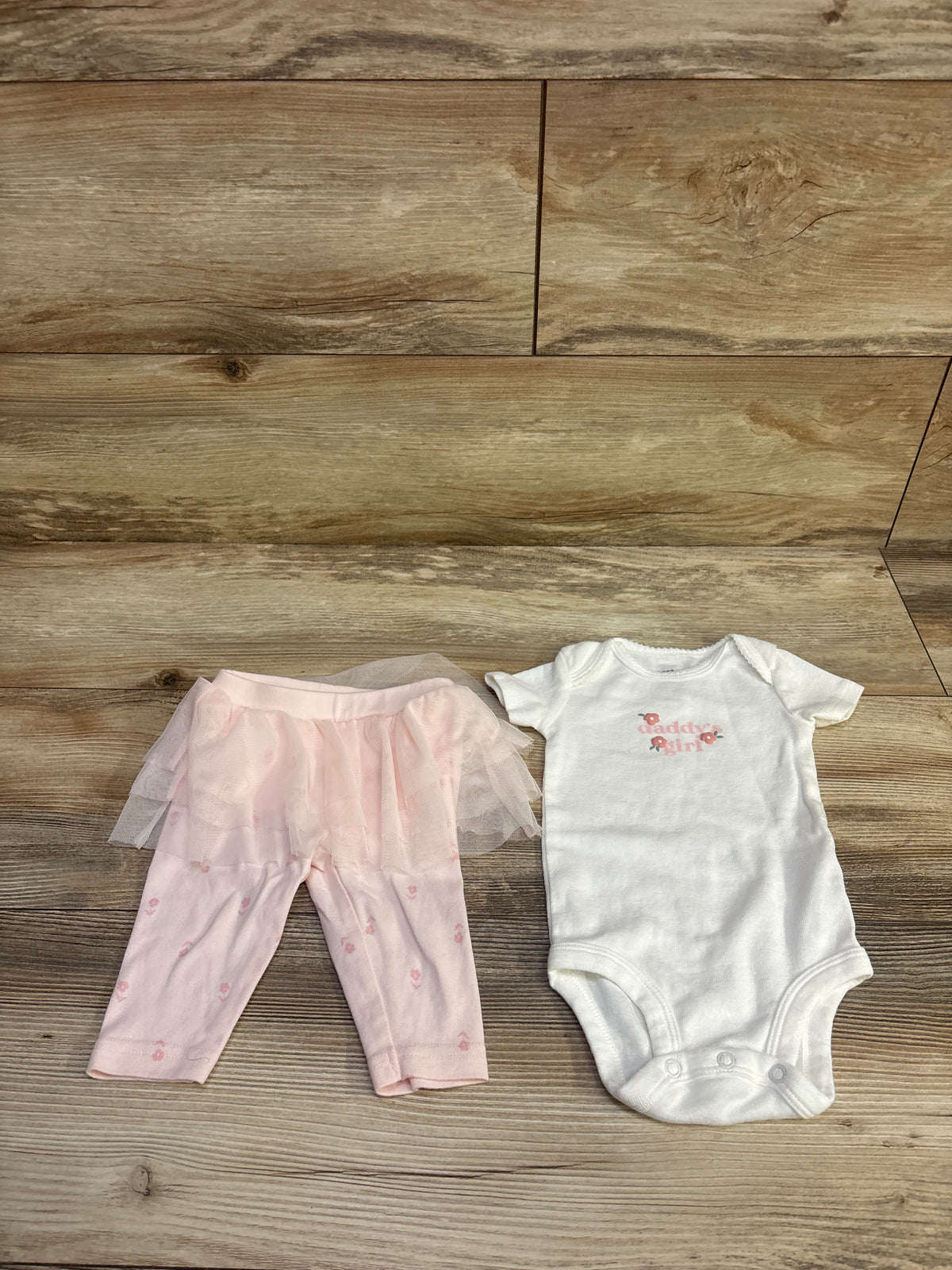Just One You 2pc Daddy's Girl Bodysuit & Skeggings Set White sz 3m