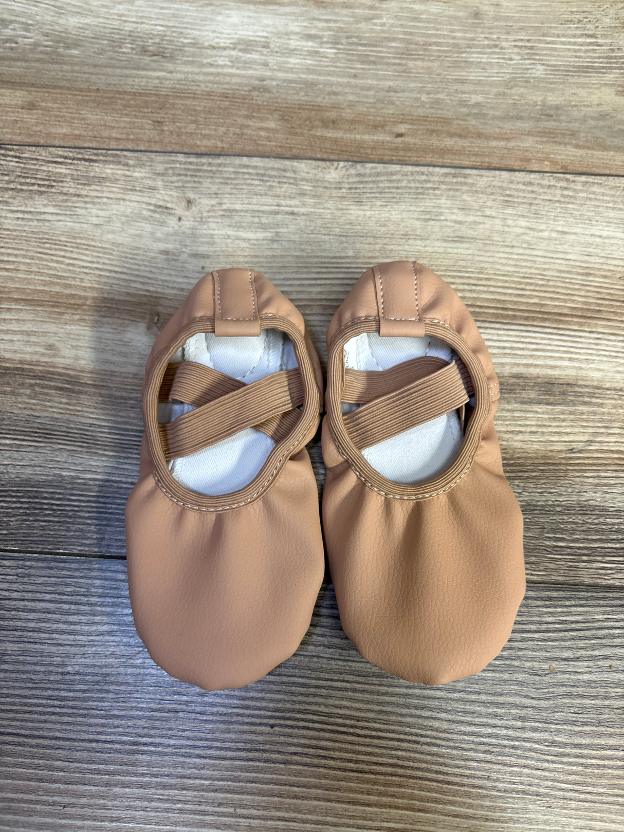 Yiwu Soft Ballet Shoes Beige sz 8/9c