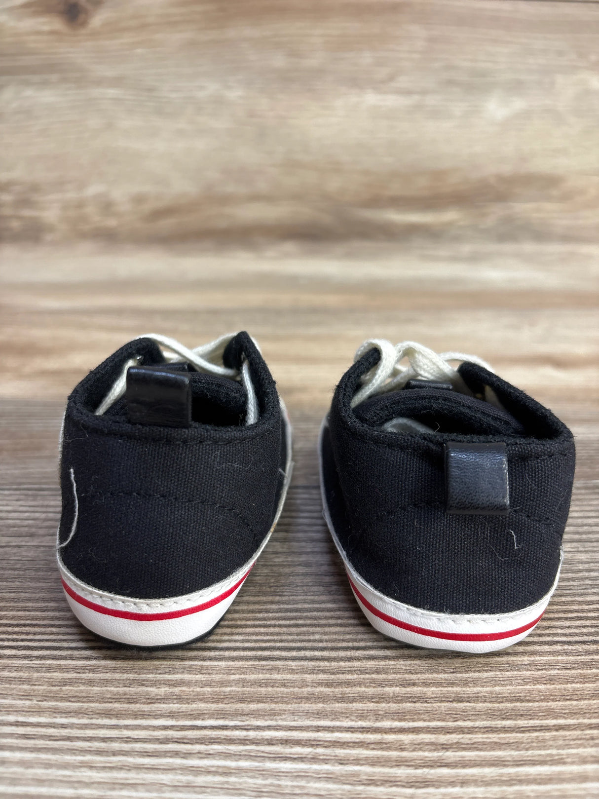 Little Wanderers Classic Crib Sneakers, Navy sz 1c
