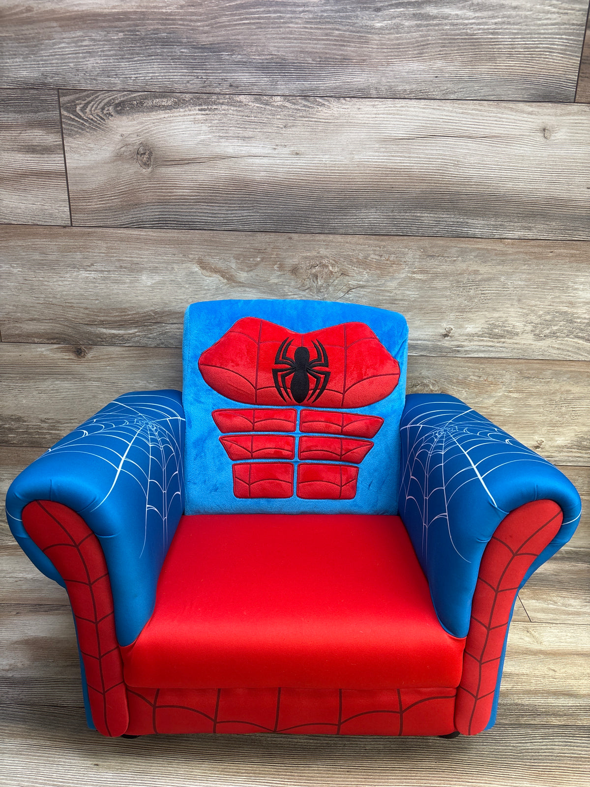 Delta Children Spider-Man Upholstered Chair