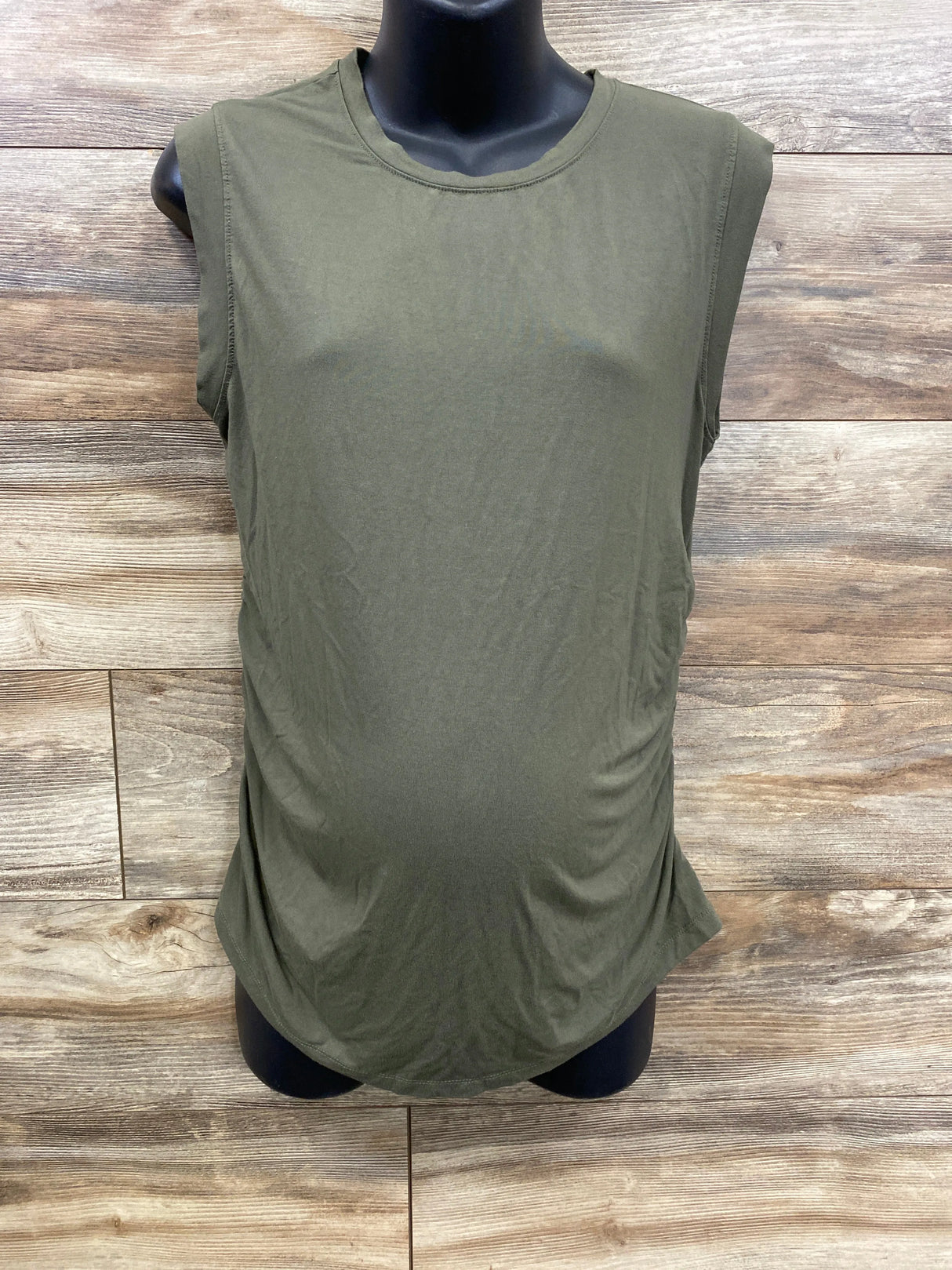 Isabel Maternity Sleeveless Shirt Olive sz Medium