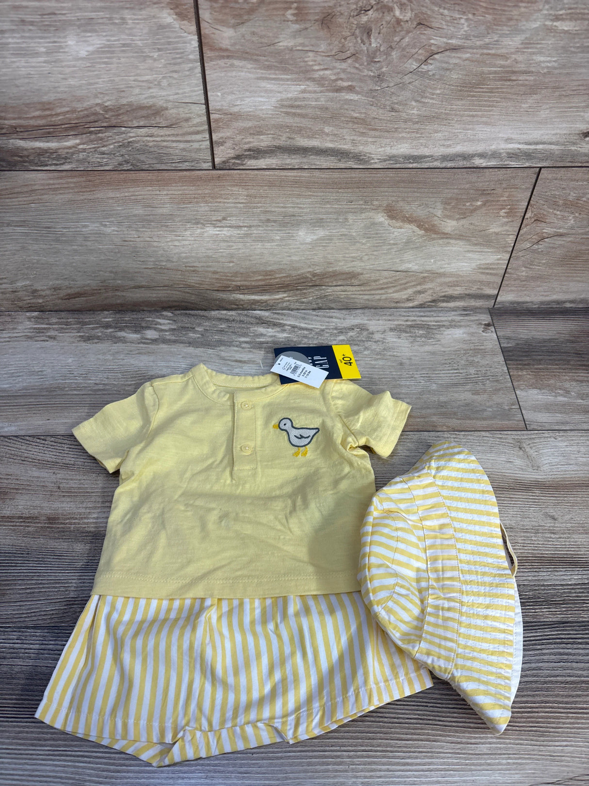 NEW Baby Gap 3pc Duck Outfit Set Yellow sz 0-3m