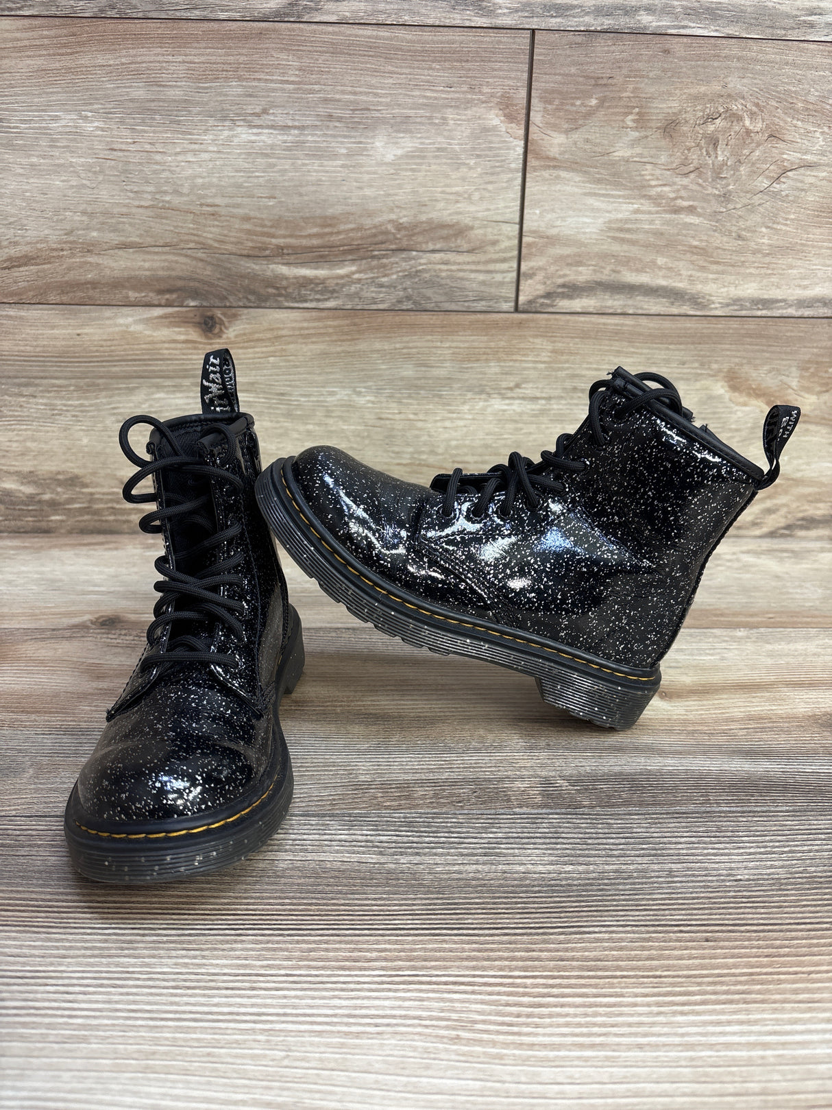 Dr. Martens 1460 Glitter Patent Leather Boots Black sz 1Y