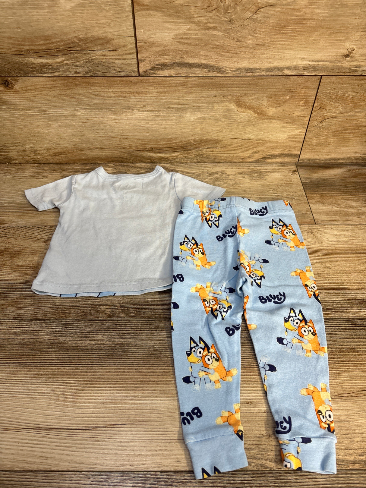 Bluey 2pc Pajama Set Blue sz 2T