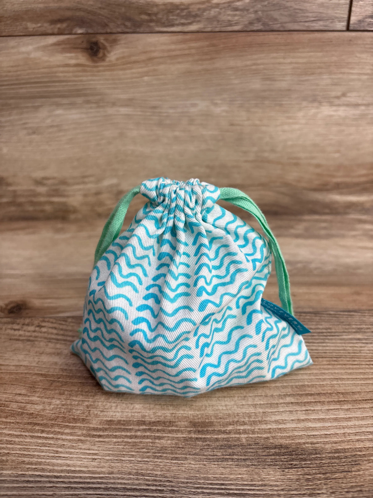 Lovevery Threadable Bead Kit w/ Drawstring Bag