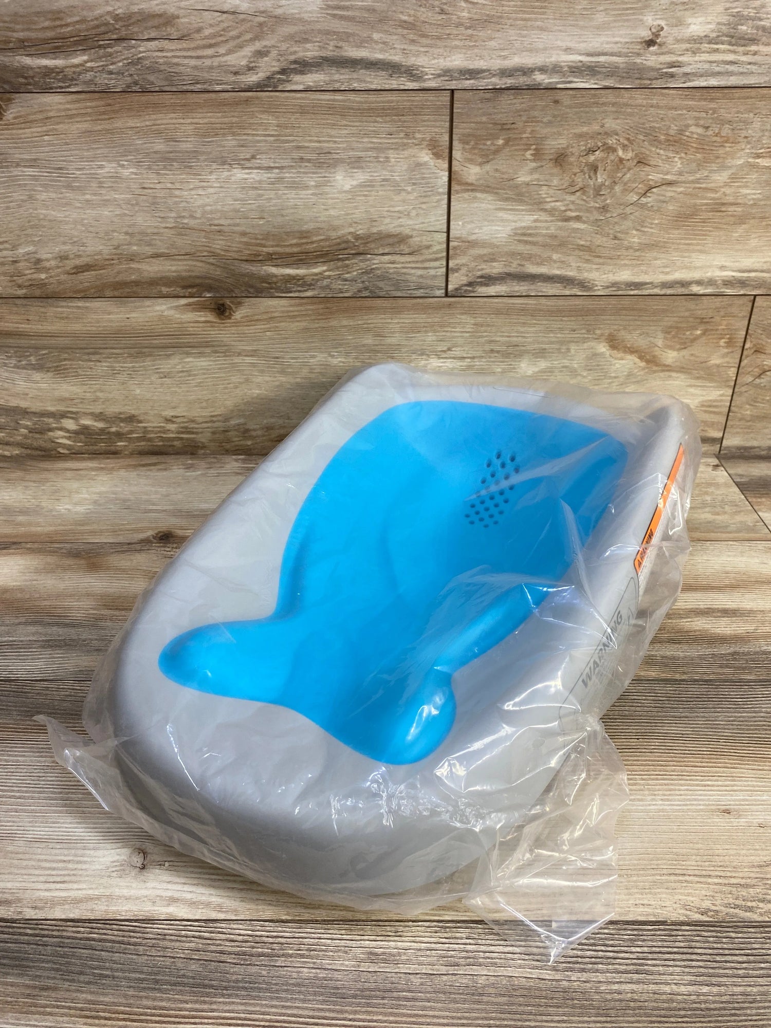 Skip Hop Baby Bath Tub Moby Recline and Rinse - Me n Mommy To Be