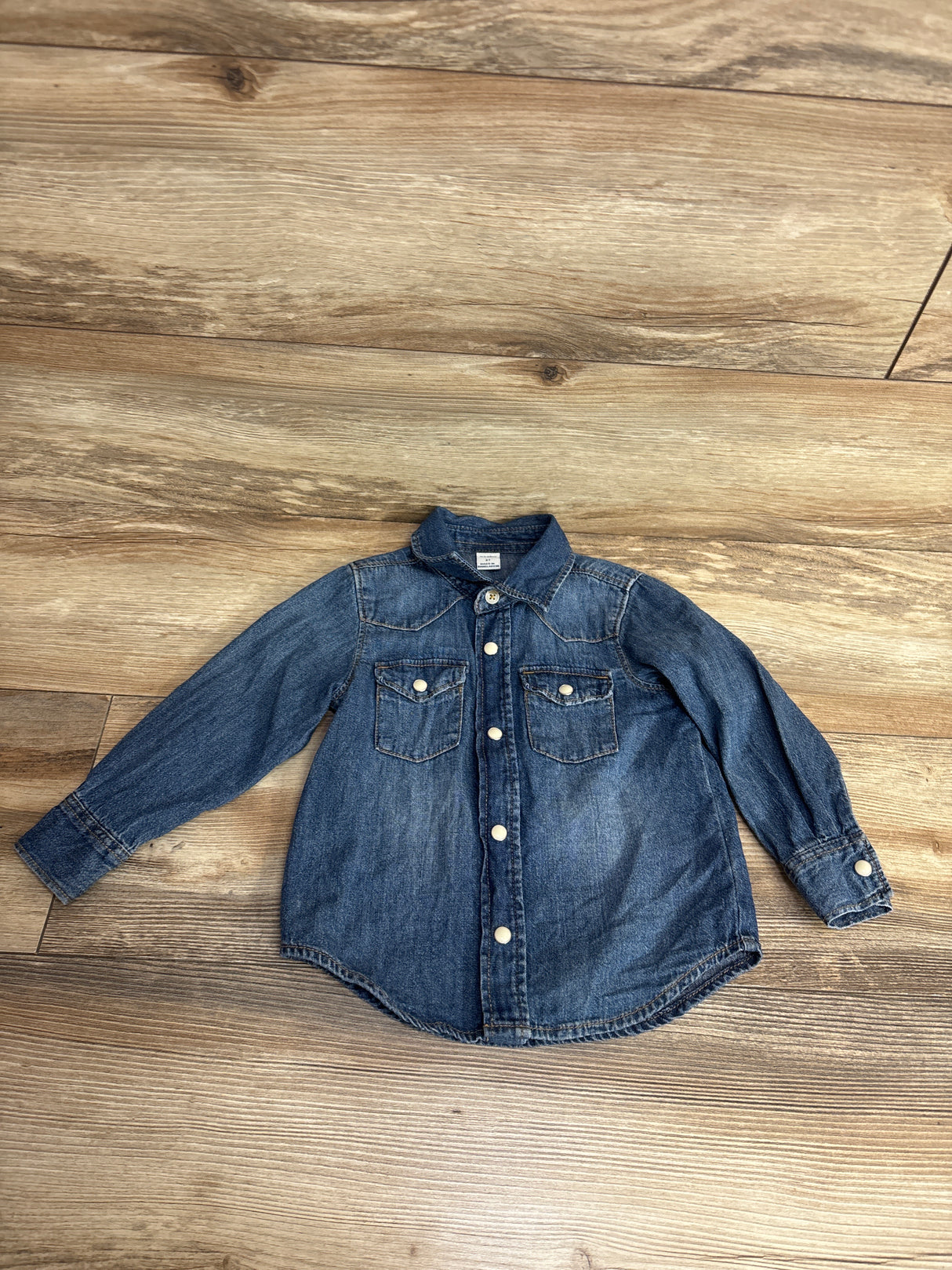 Old Navy Pearl Snap Buttons Blue sz 2T