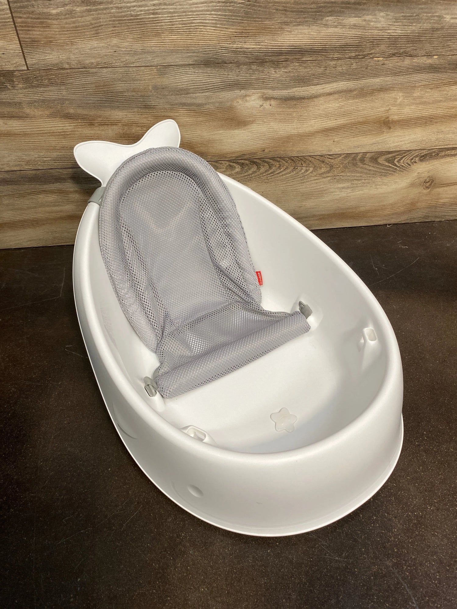 Skip Hop Moby Smart Sling 3 In 1 Baby Bathtub White