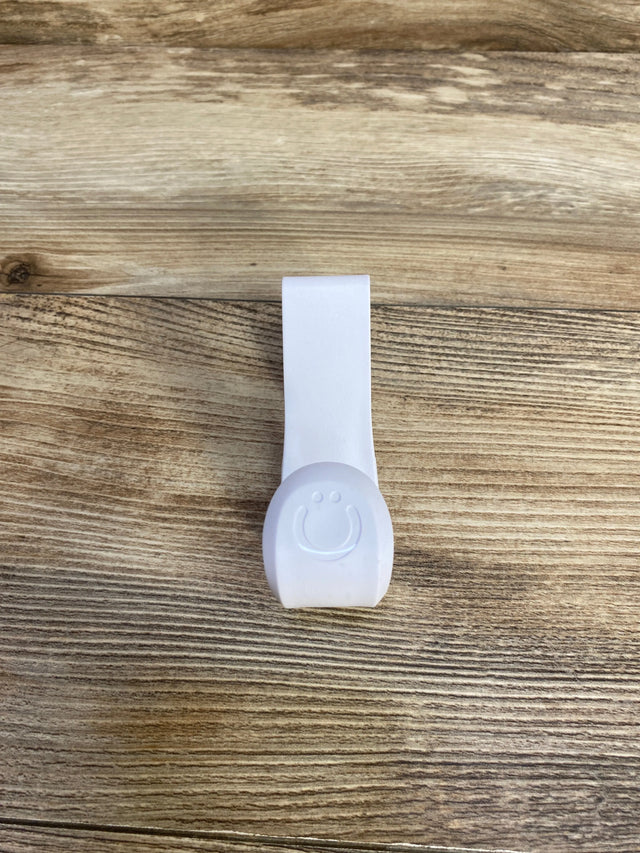 Ubbi Potty Hook White - Me n Mommy To Be