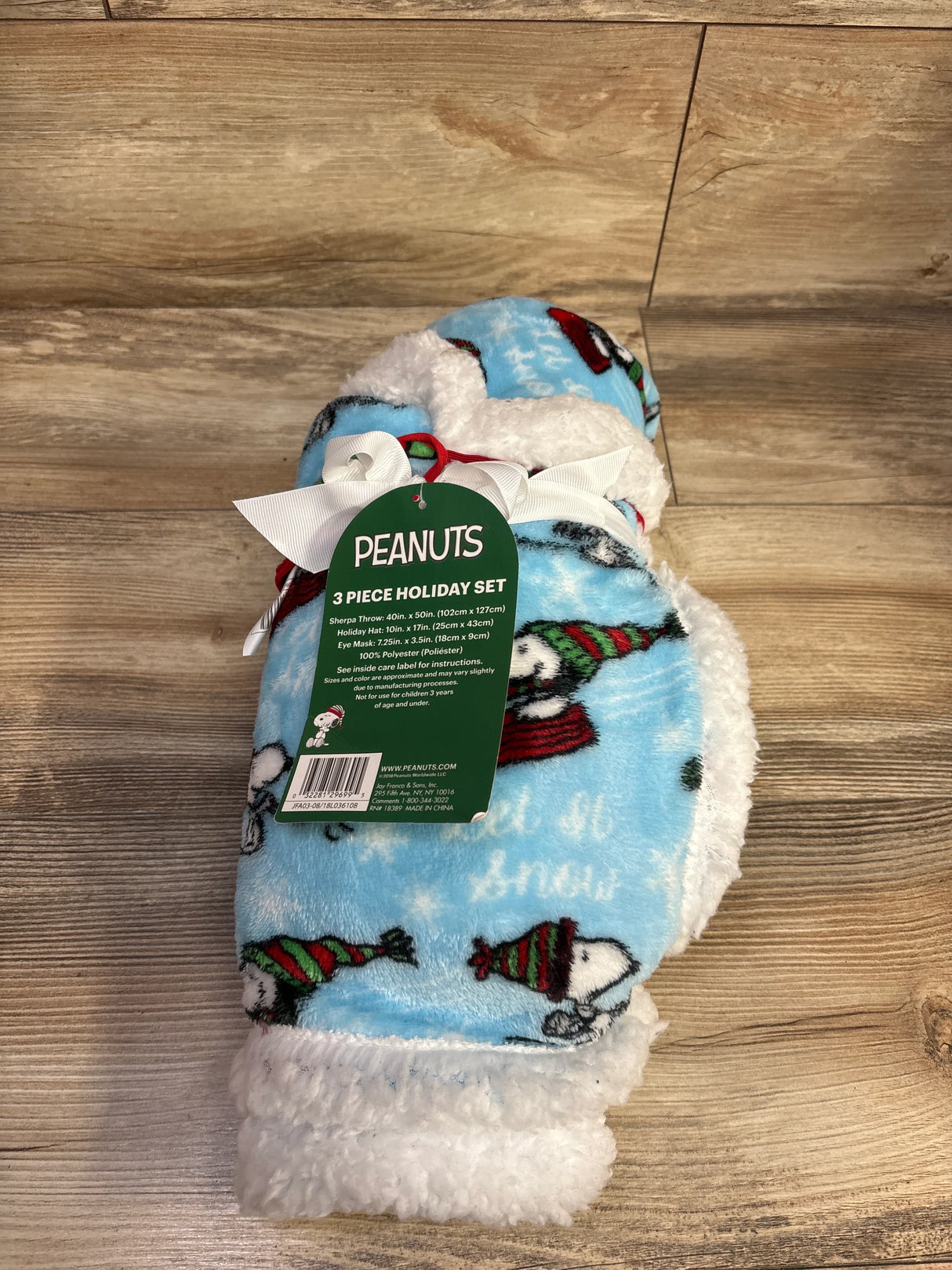 NEW Jay Franco Peanuts Snoopy 3 Piece Holiday Blanket Set