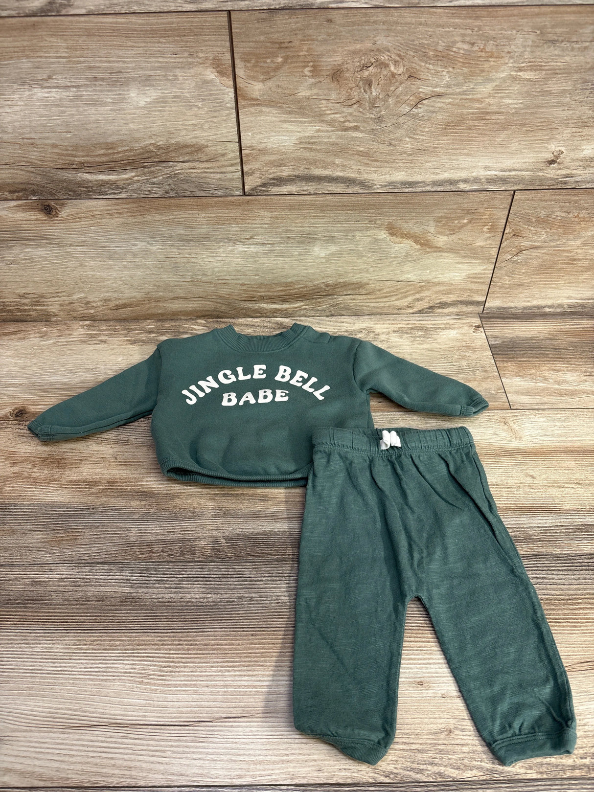 Little Co Jingle Bell Babe 2pc Sweatshirt & Joggers Set Green sz 3m