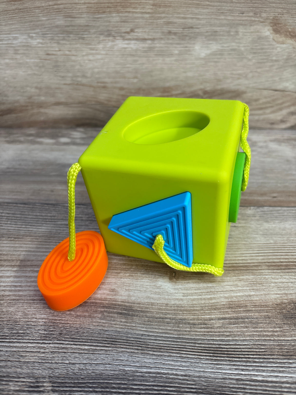 Fat Brain Toys OombeeCube