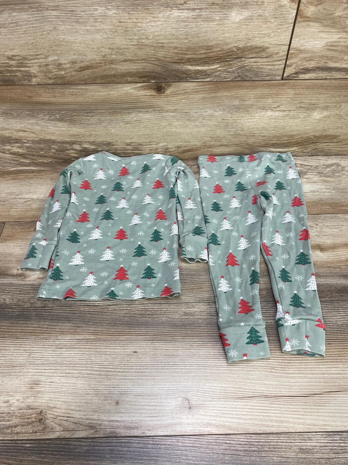 SIIX 2pc Christmas Trees Pajama Set Green sz 3T - Me n Mommy To Be