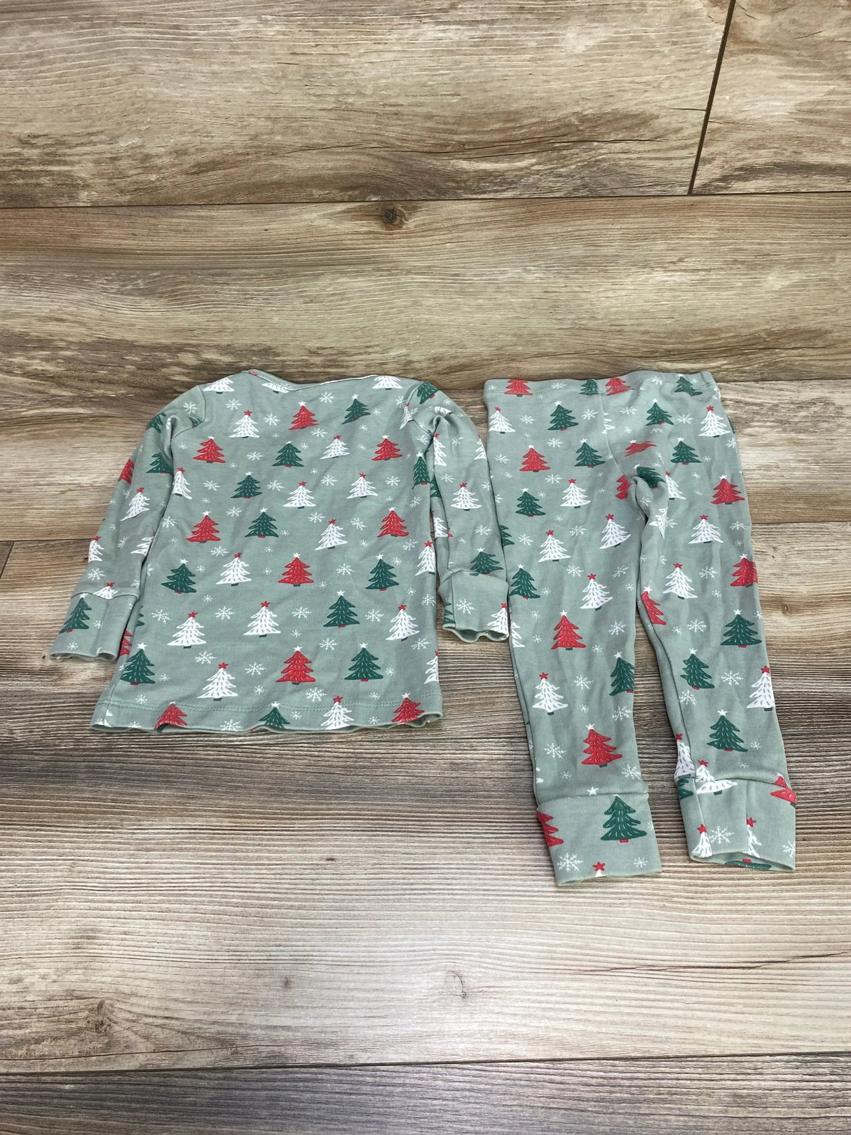 SIIX 2pc Christmas Trees Pajama Set Green sz 3T - Me n Mommy To Be