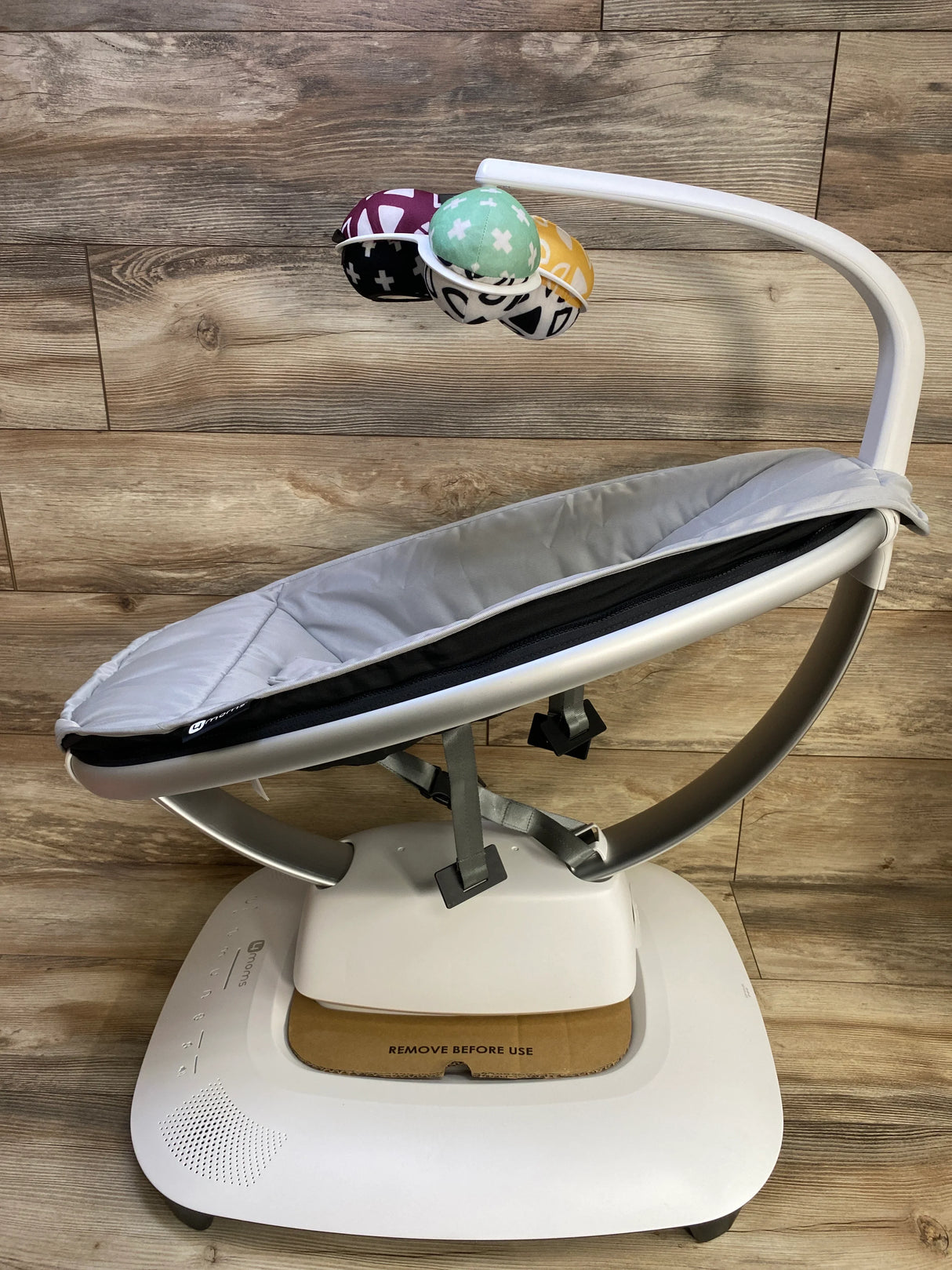 NEW 4moms mamaRoo Multi-Motion Baby Swing Smart Connectivity in Grey