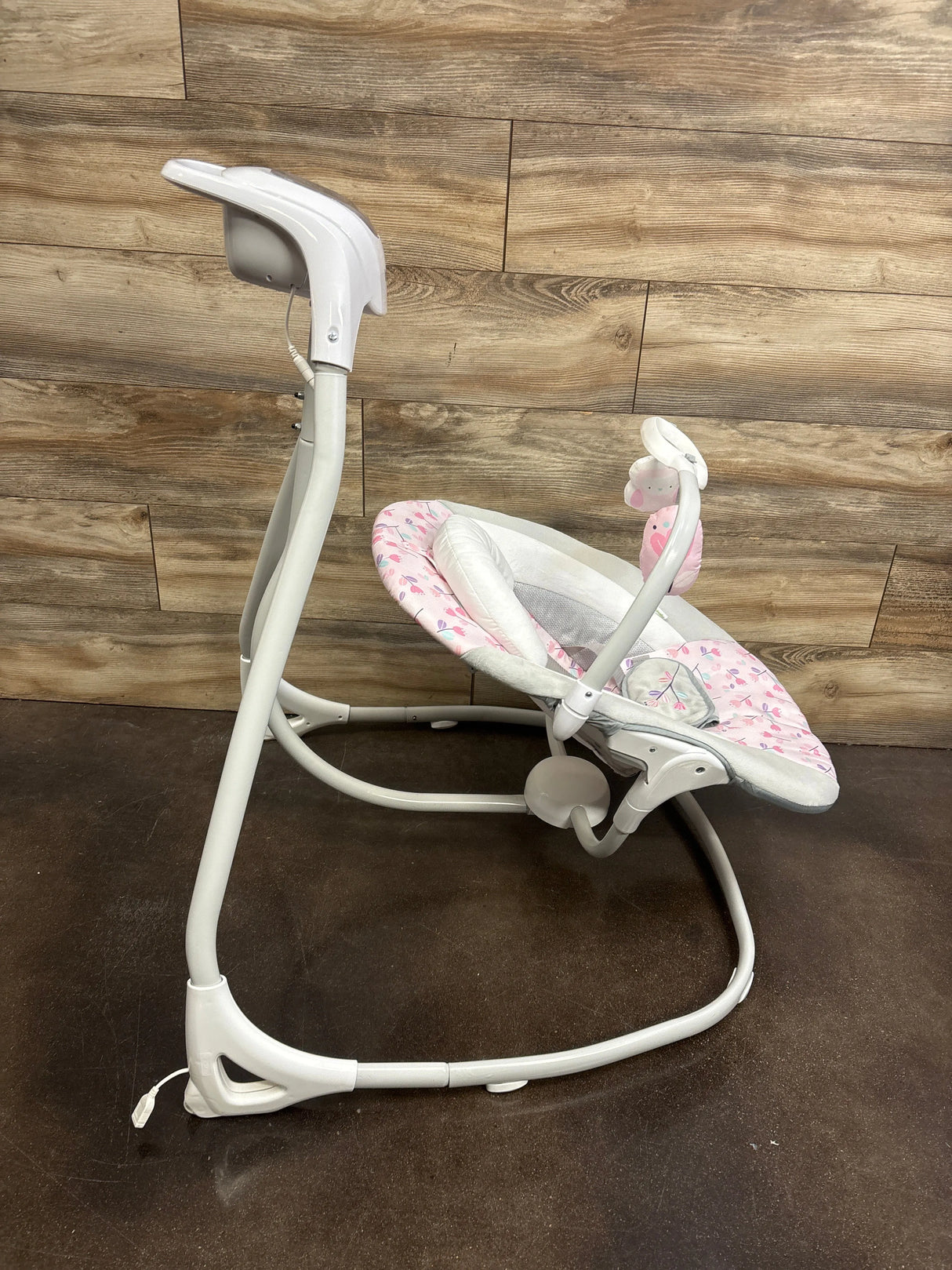 Ingenuity SimpleComfort Compact Swing in Pink Cassidy