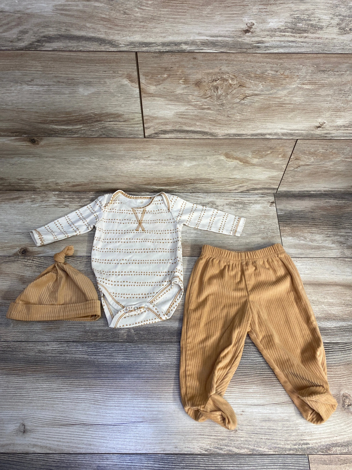 Minibean 3pc Spotted Bodysuit & Cord Pants Beige 3-6m