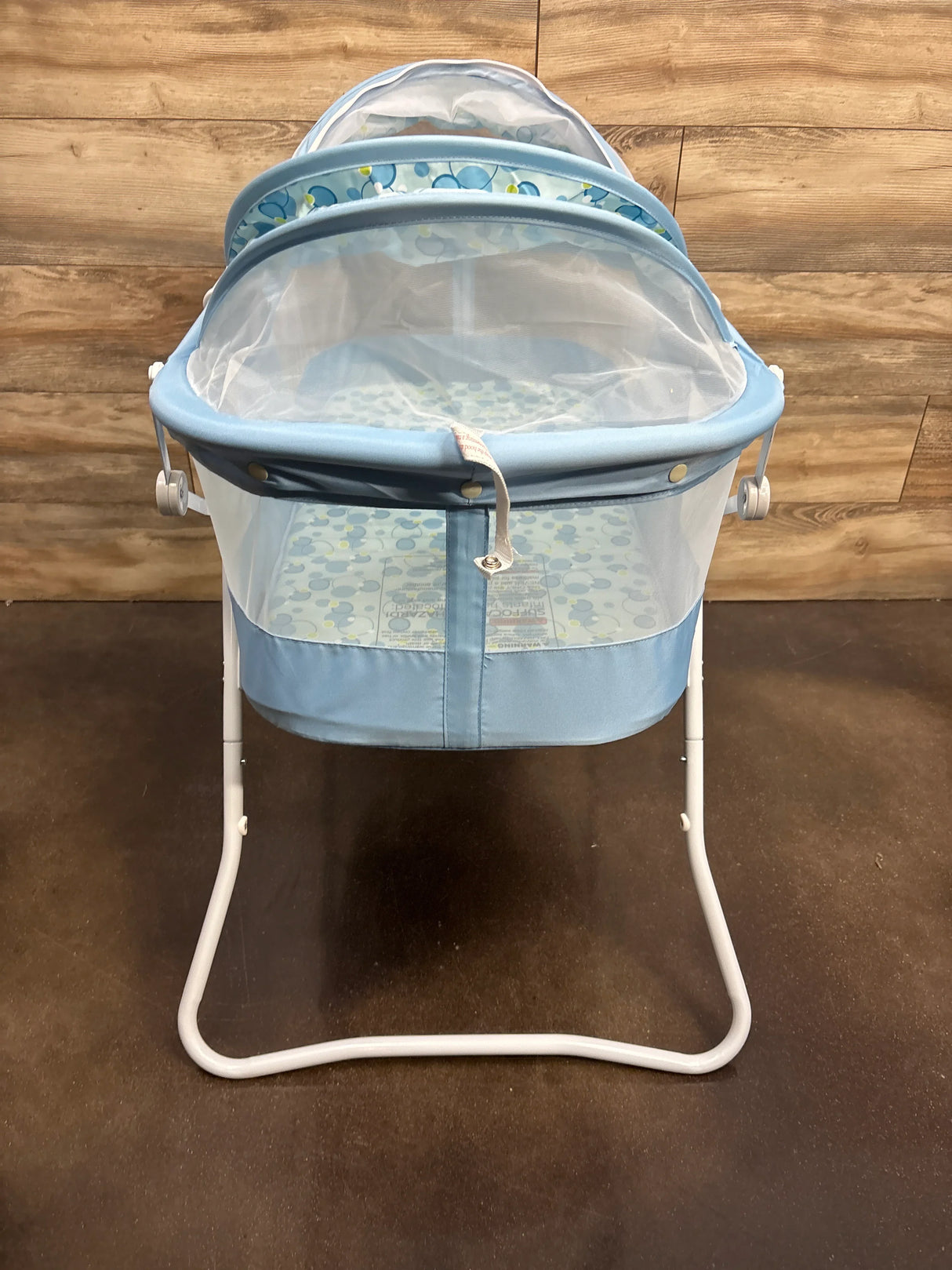 Dream On Me Karley Bassinet in Light Blue
