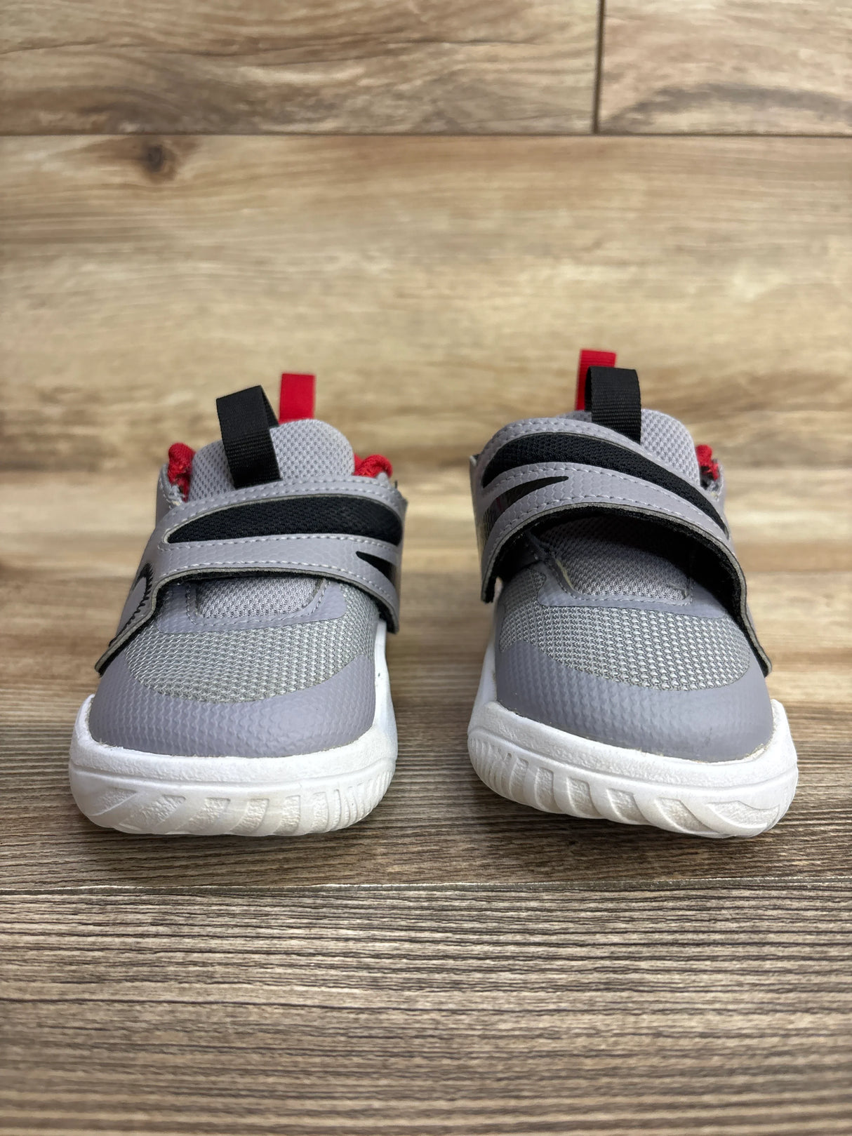 Nike Team Hustle D11 TD 'Cement Grey Gym Red' Sneakers sz 7c