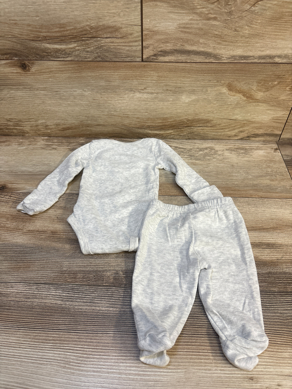 Simple Joys 2pc Sheep Bodysuit & Footed Pants Set Grey sz Newborn