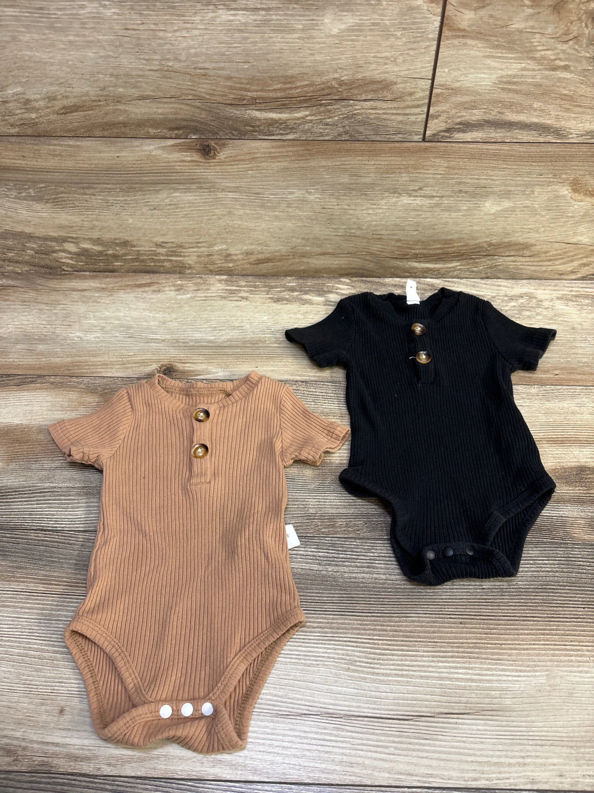 Shein 2pk Ribbed Henley Bodysuits Black sz 6-9m
