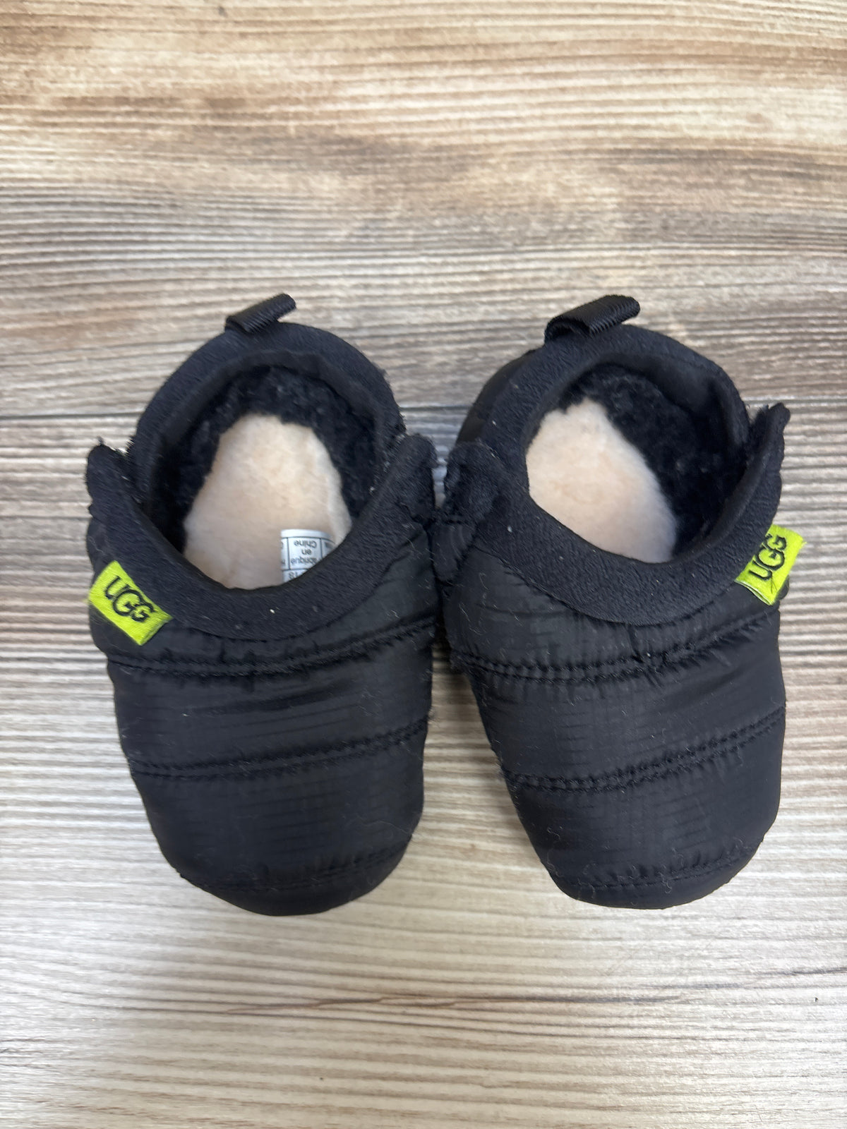UGG Tasman LTA Slippers Black sz 2/3c