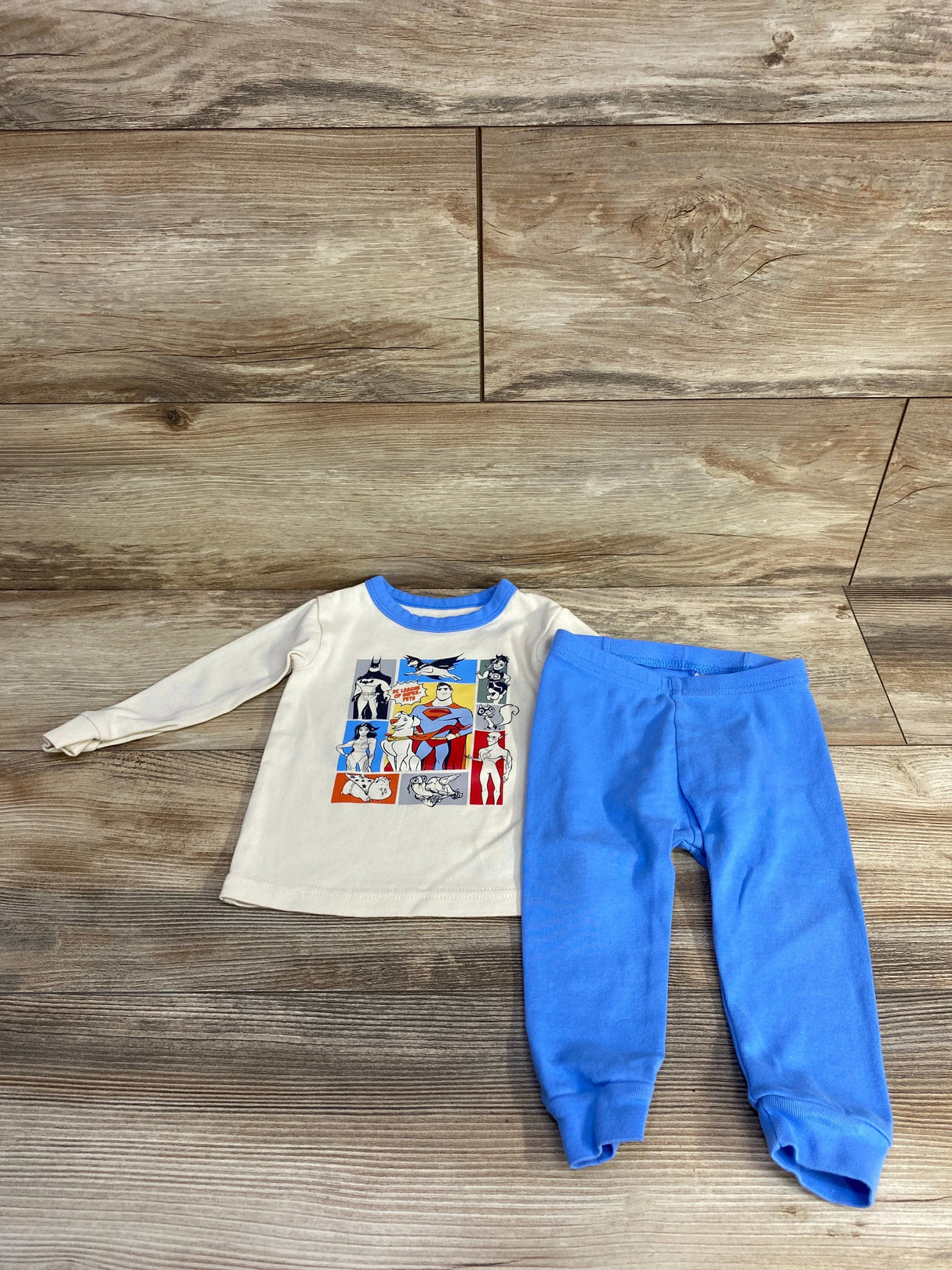 Baby Gap x DC League of Super Pets Pajama Set Beige sz 12-18m - Me n Mommy To Be