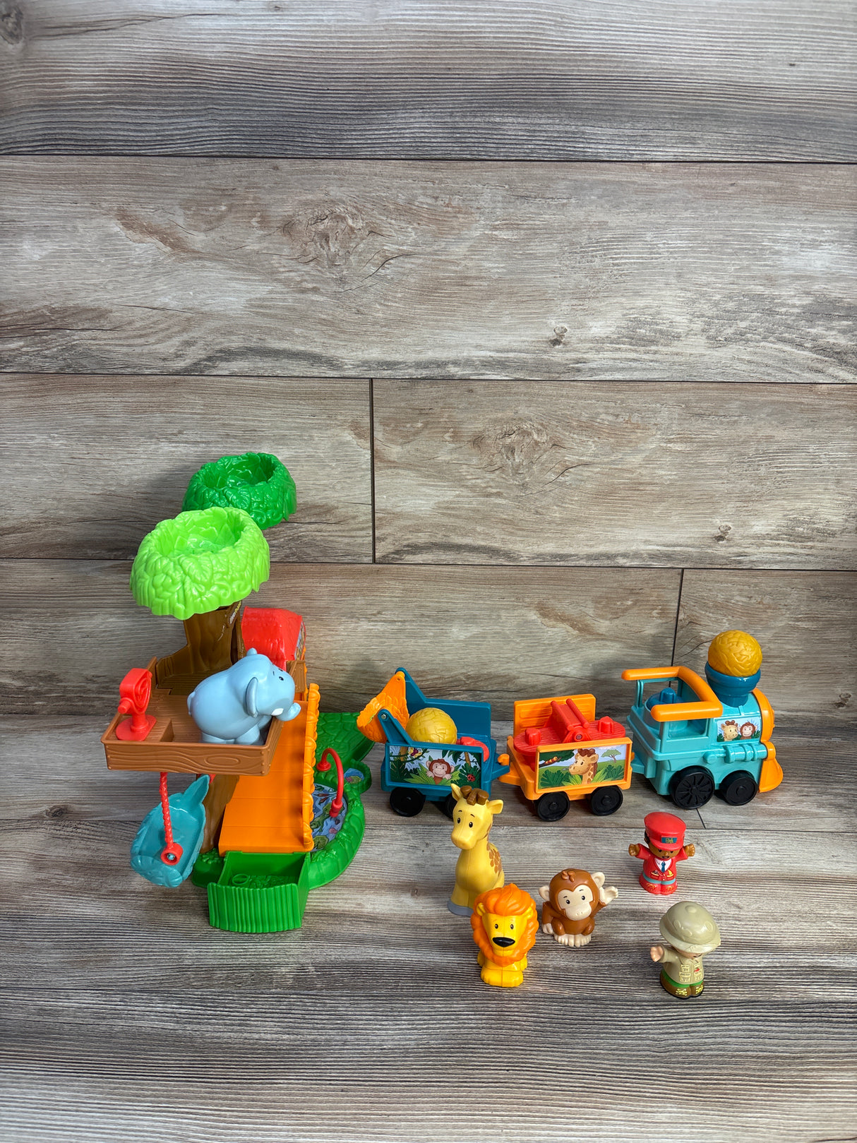 Fisher Price Little People Wildlife Train & Trek Playset